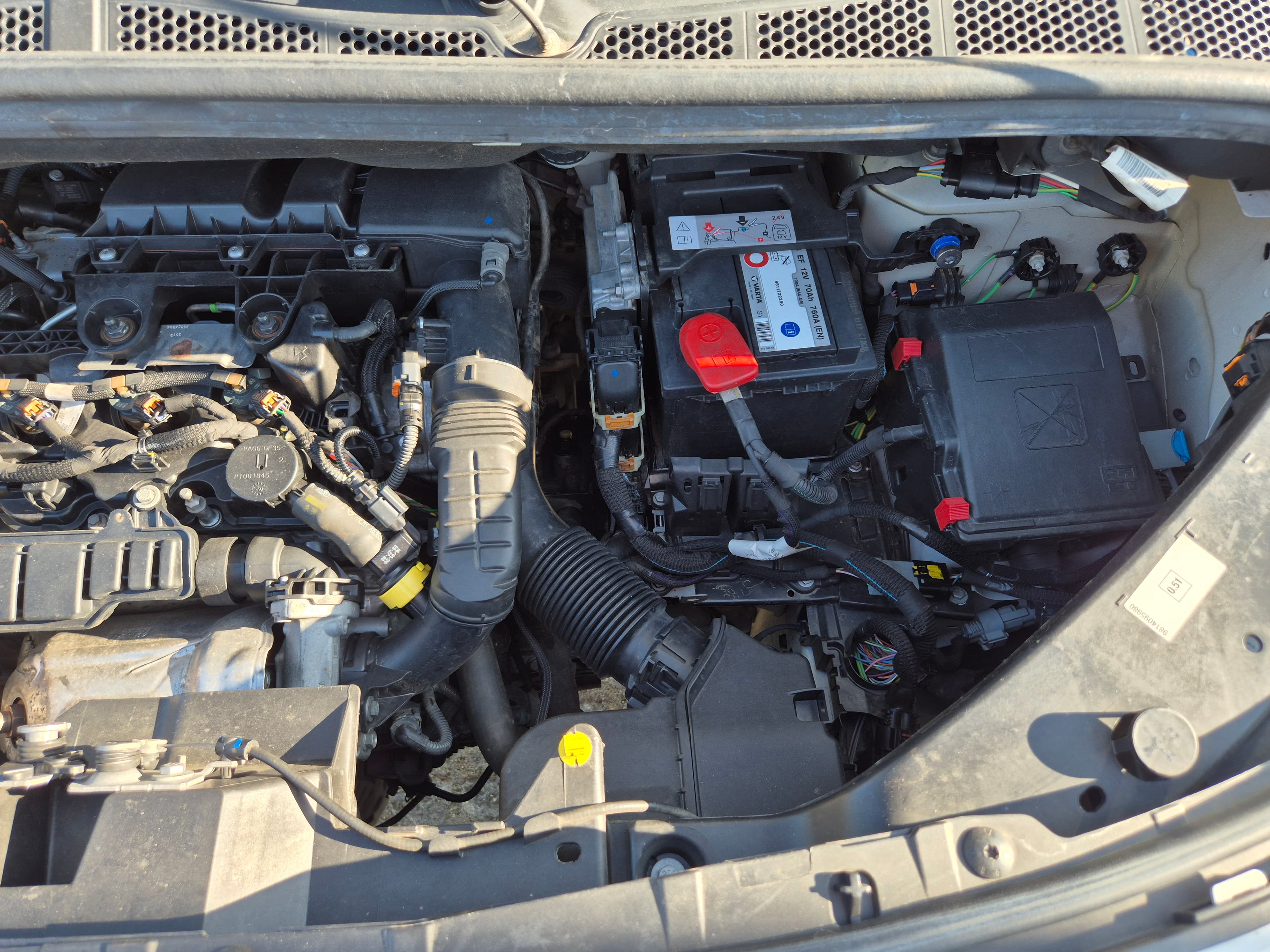 Peugeot Partner 1.5 Blue HDI XL · Ano 2020 — imagem 48