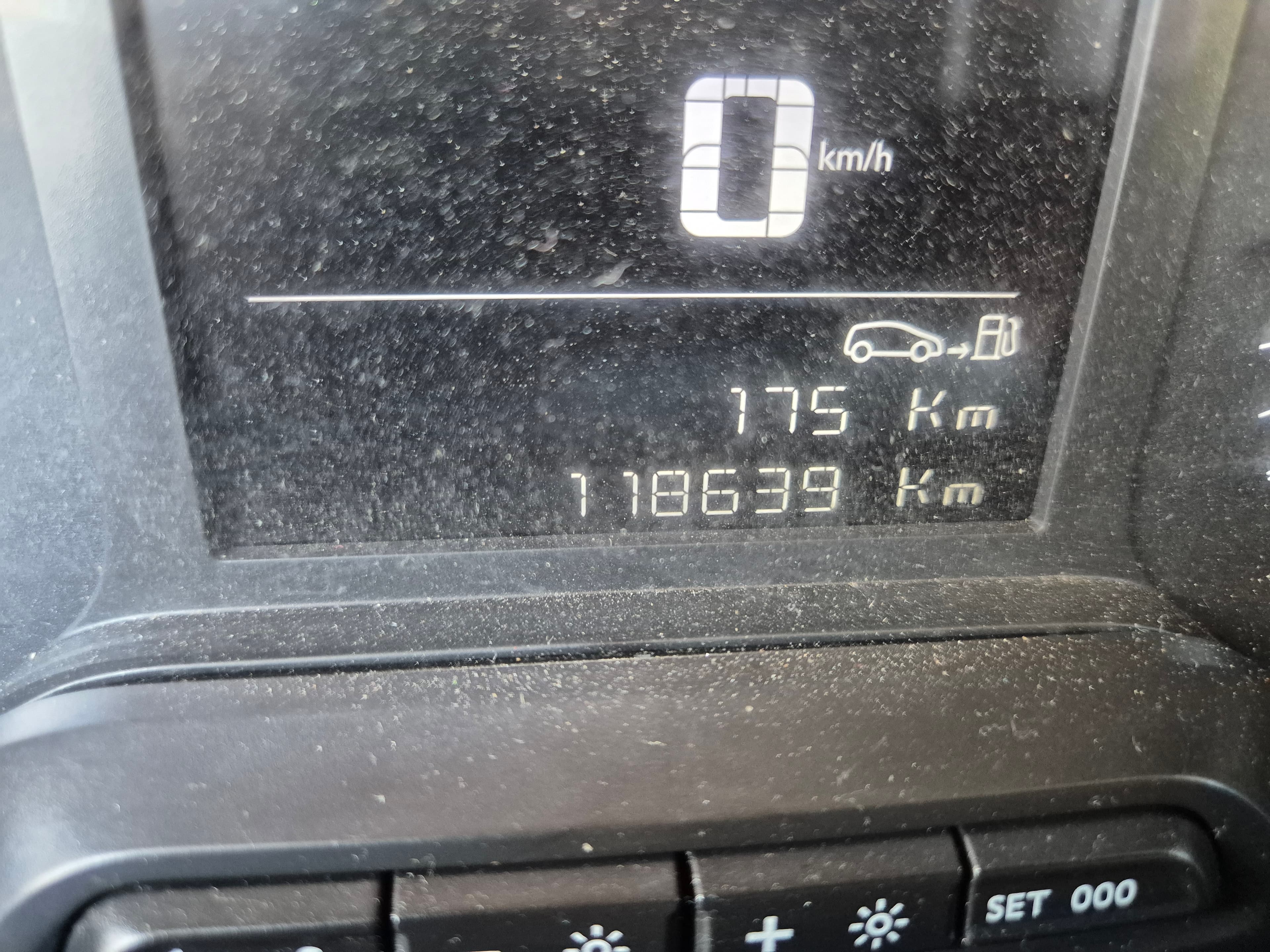Peugeot Partner 1.5 Blue HDI XL · Ano 2020 — imagem 31