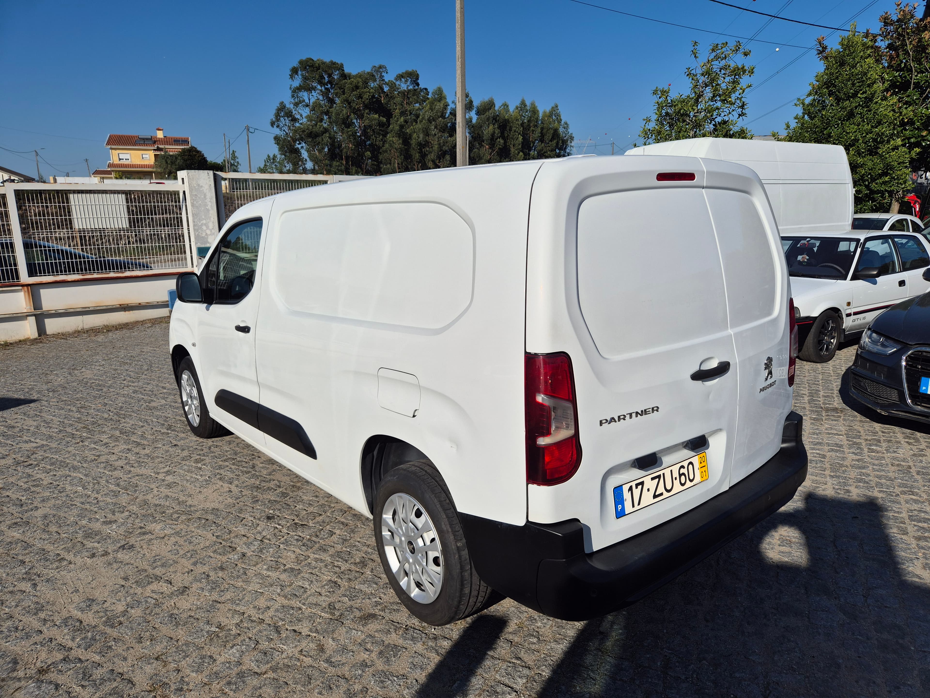Peugeot Partner 1.5 Blue HDI XL · Ano 2020 — imagem 5