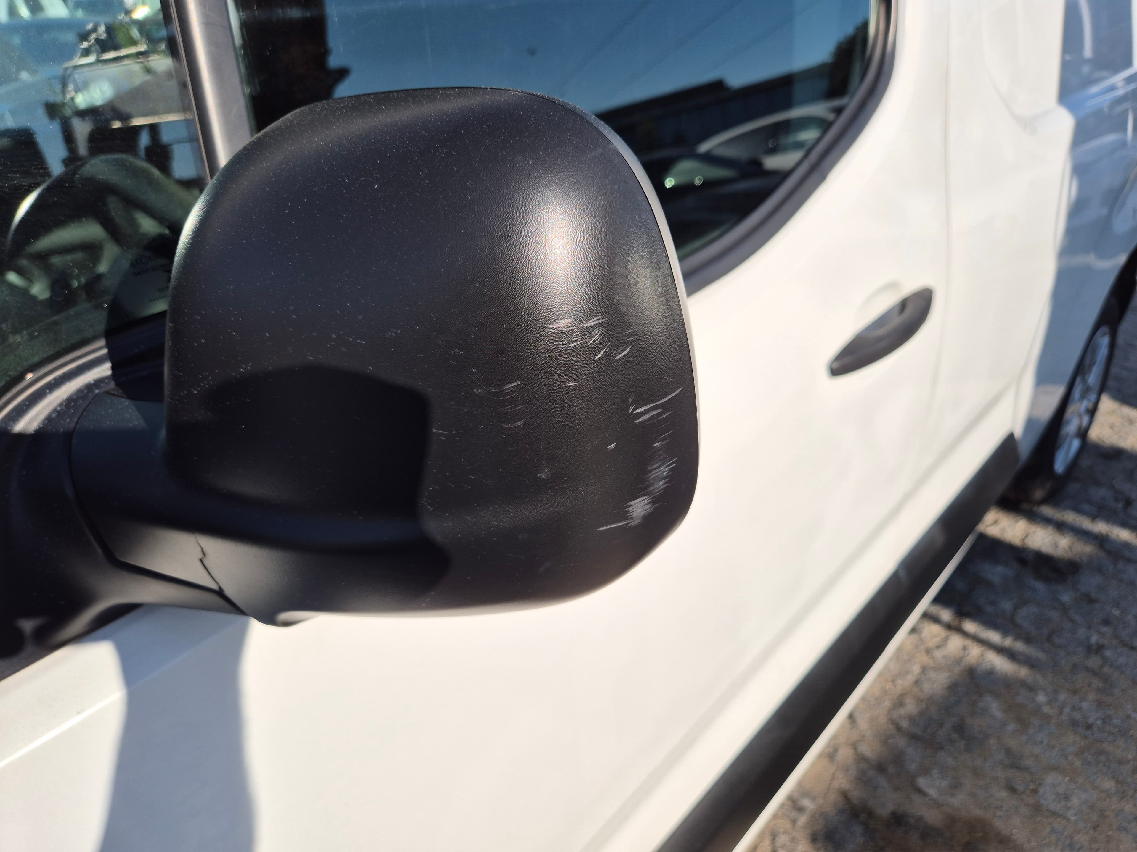 Peugeot Partner 1.5 Blue HDI XL · Ano 2020 — imagem 52