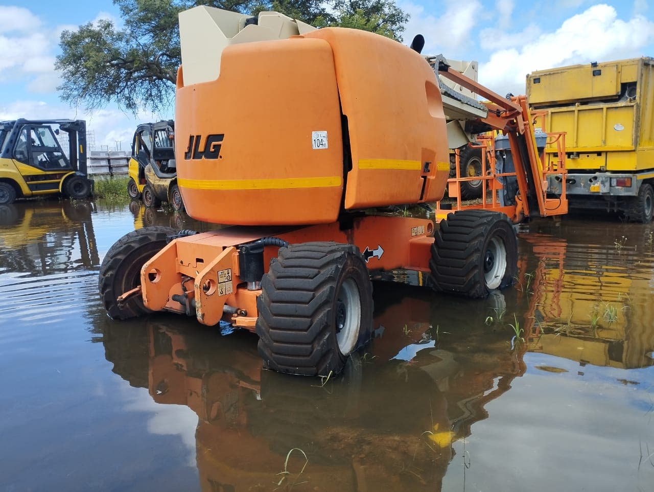 Plataforma Elevatória - JLG/450AJ — imagen 3
