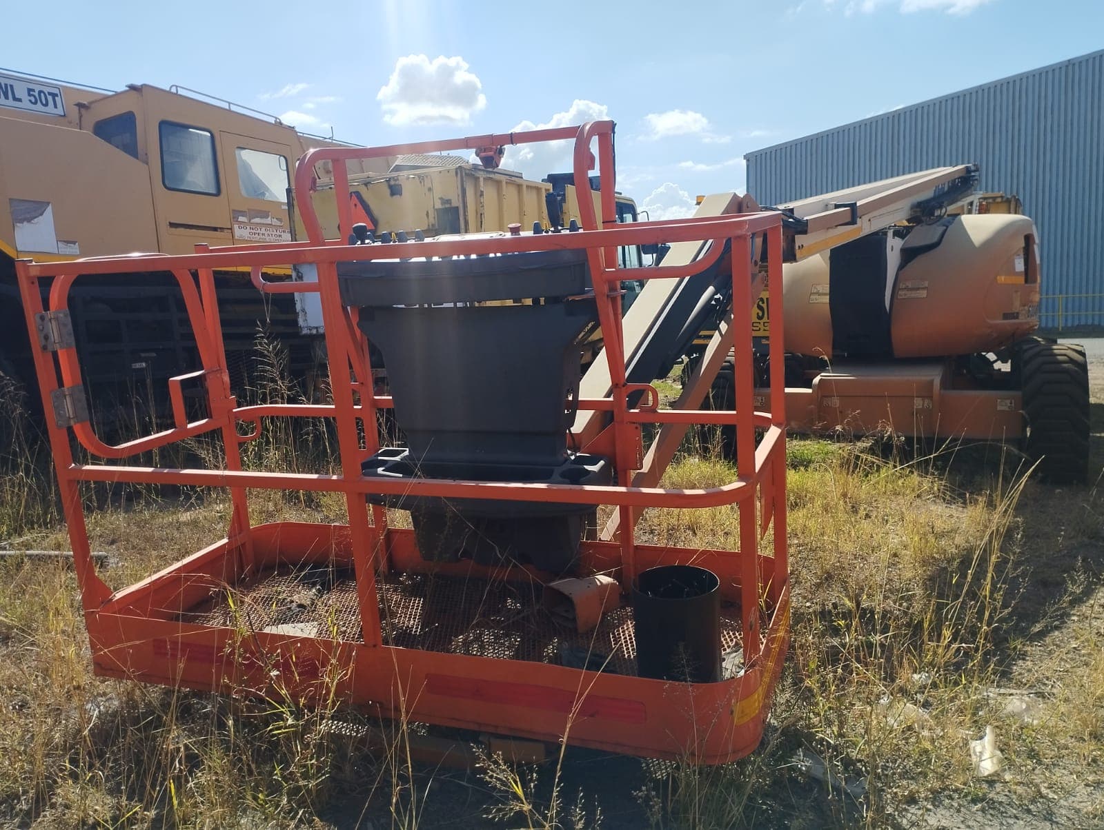 Plataforma Elevatória - JLG/600AJ — imagem 5