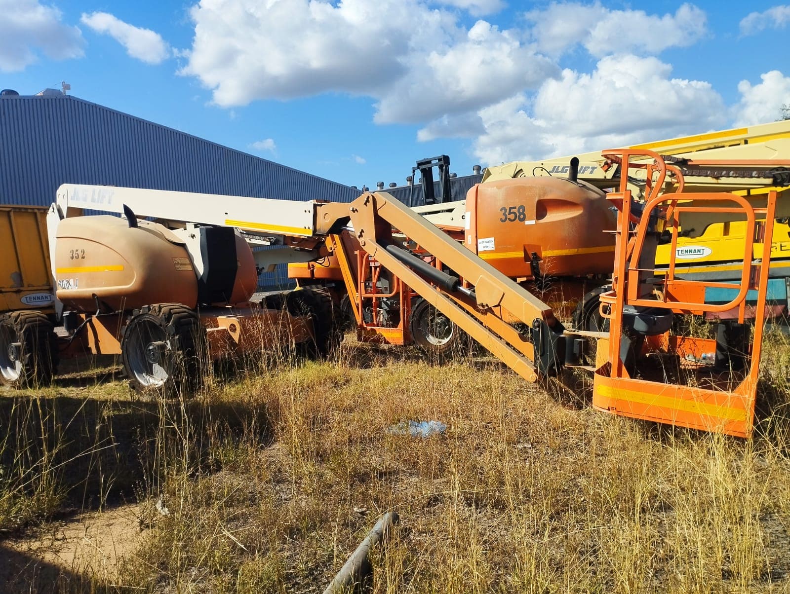 Plataforma Elevatória - JLG/600AJ — imagem 6