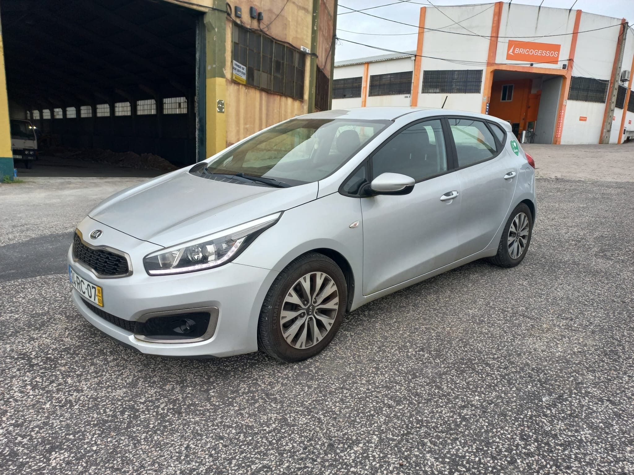 Kia Ceed · Ano 2016 — image 1