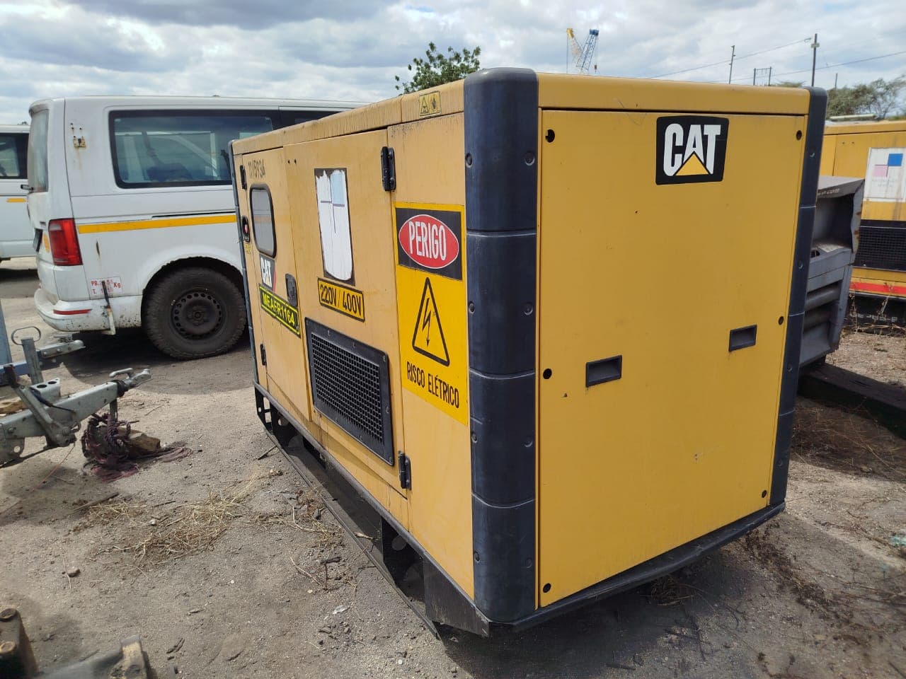 Gerador CAT DE65E0 60kva — imagen 7