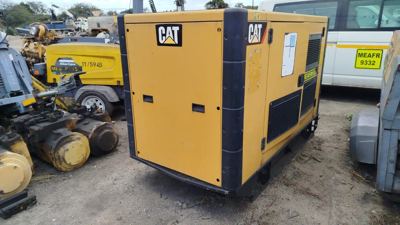 CAT DE65E0 60kva Generator