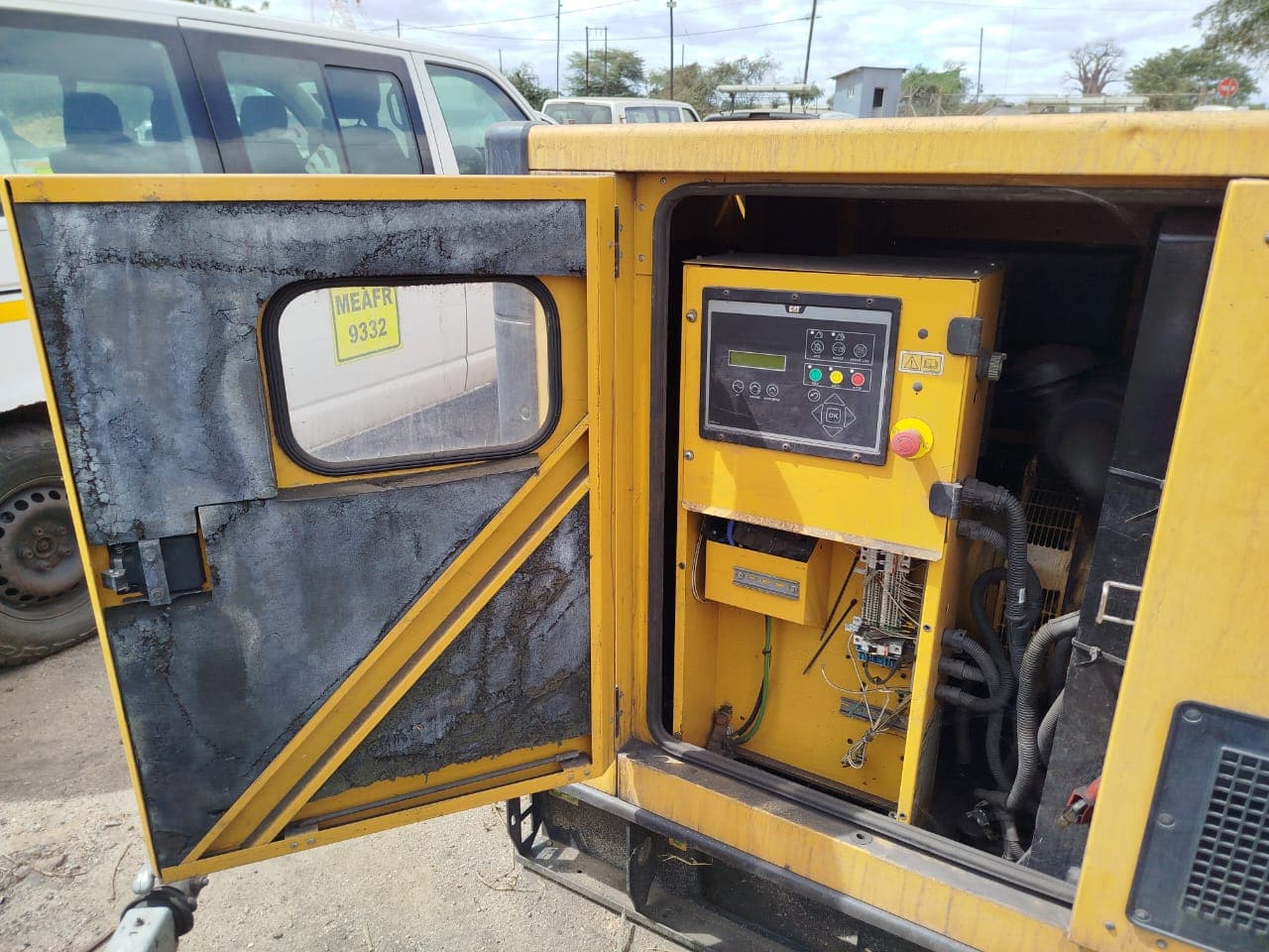 Gerador CAT DE65E0 60kva — imagen 10