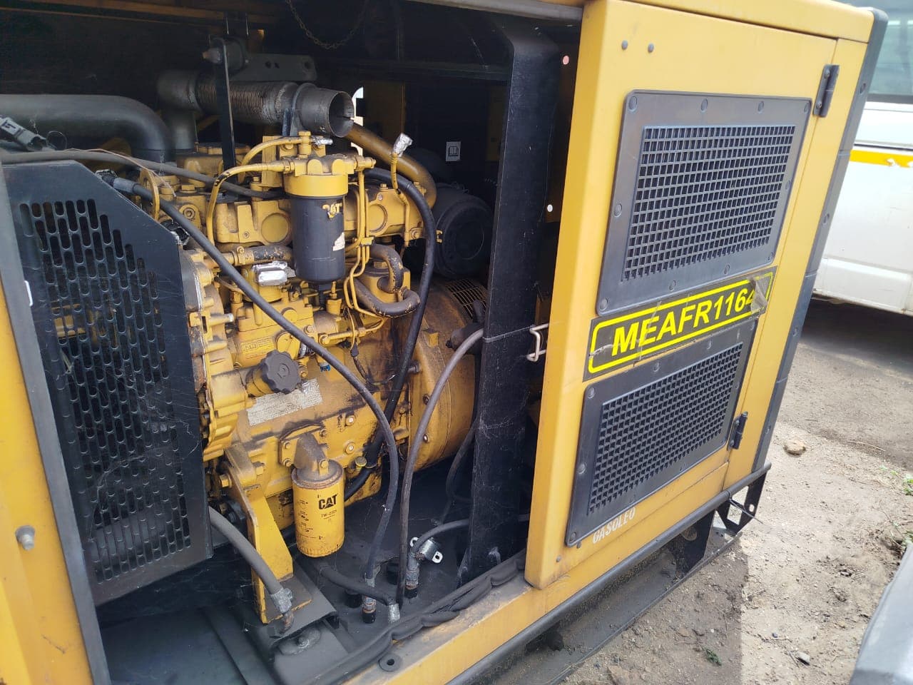 Gerador CAT DE65E0 60kva — imagen 6