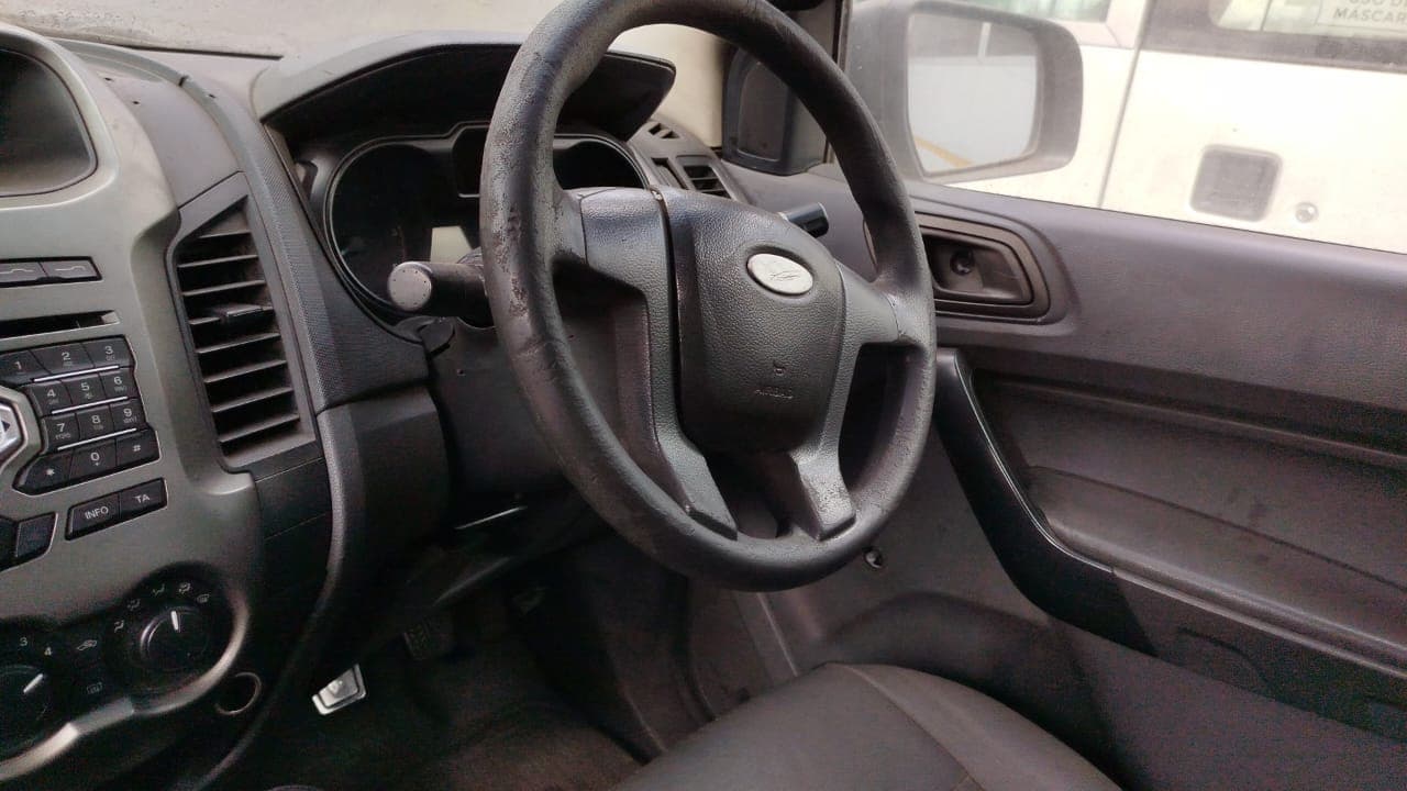 Ford Ranger — image 13