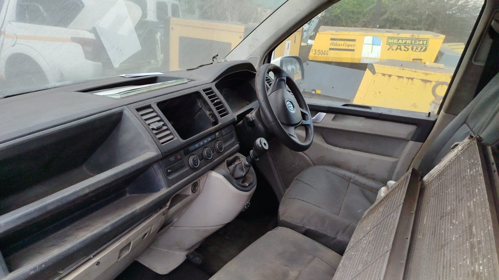 Volkswagen Caravelle — imagem 9
