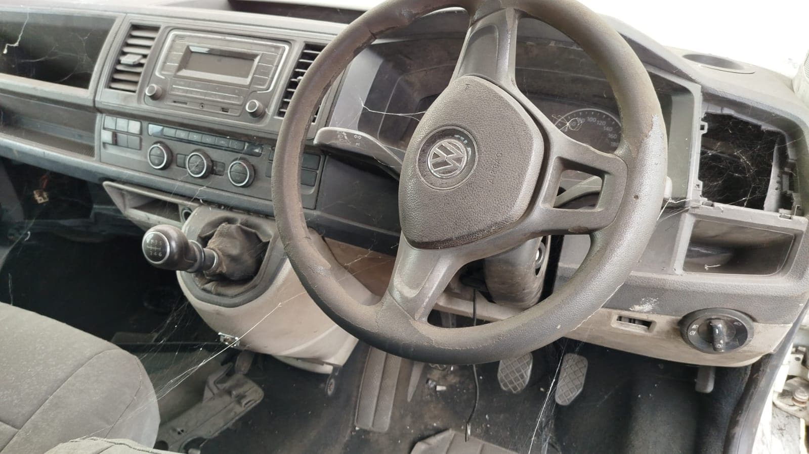 Volkswagen Caravelle — imagem 20