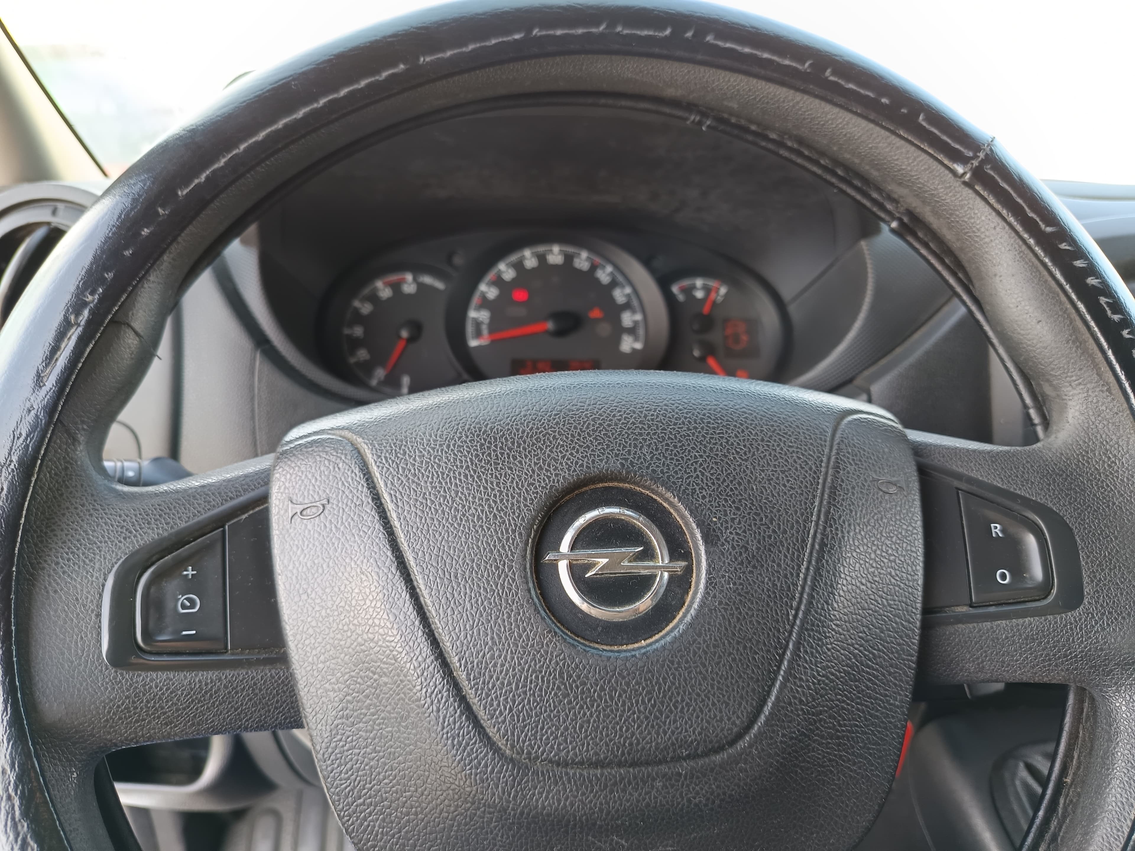Opel Movano · Ano 2018 — imagem 37