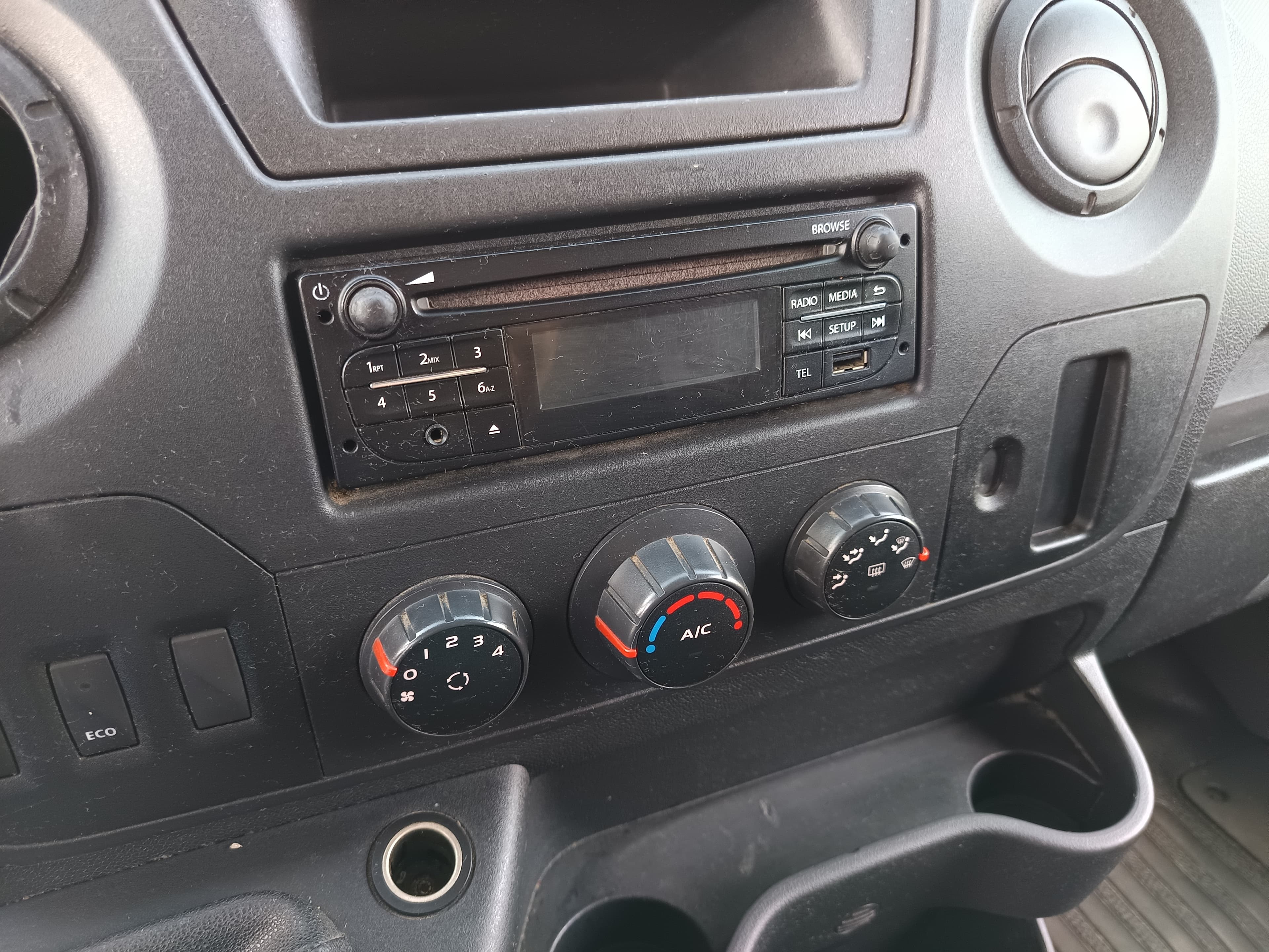 Opel Movano · Ano 2018 — imagem 35