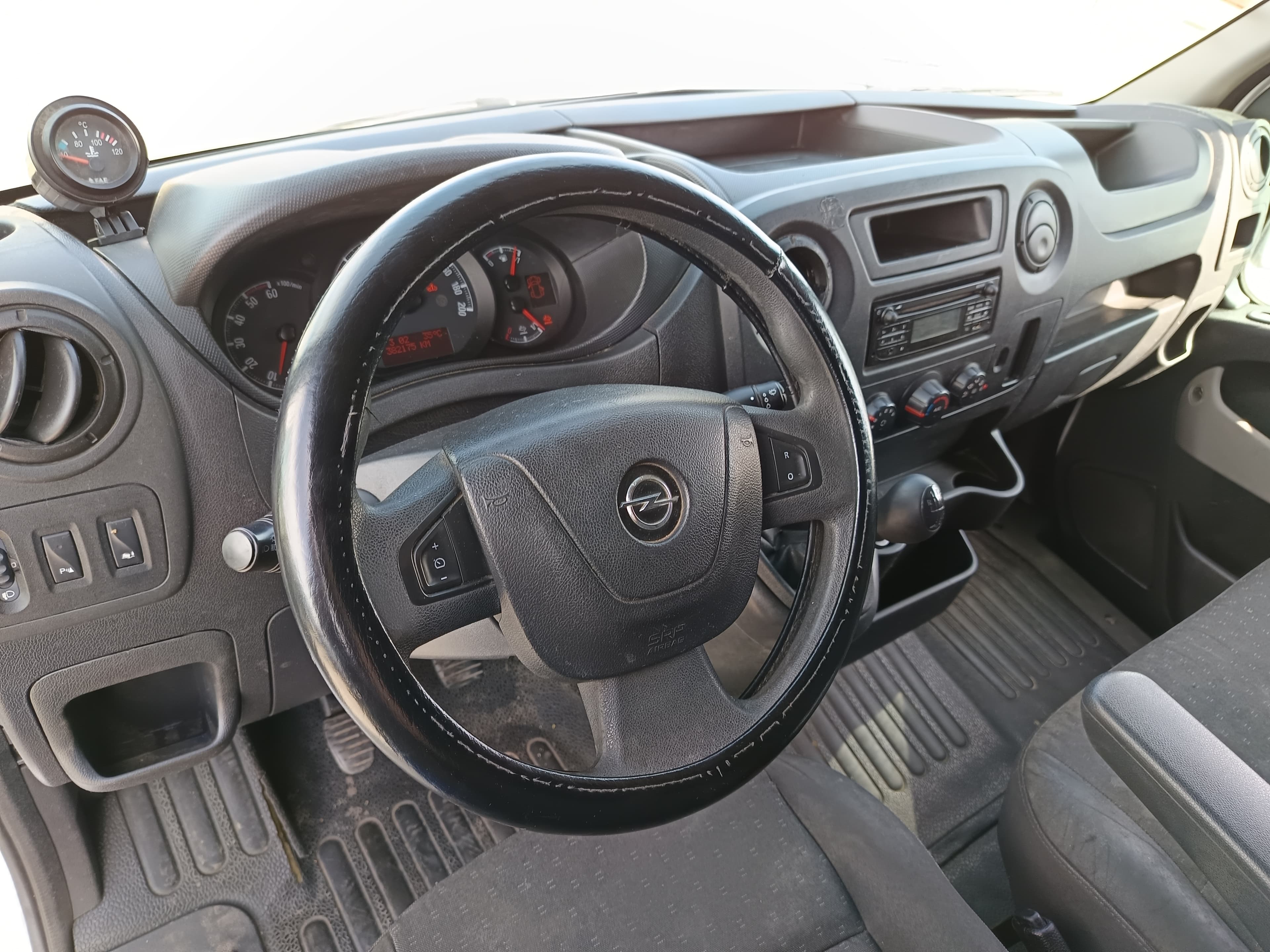 Opel Movano · Ano 2018 — imagem 33