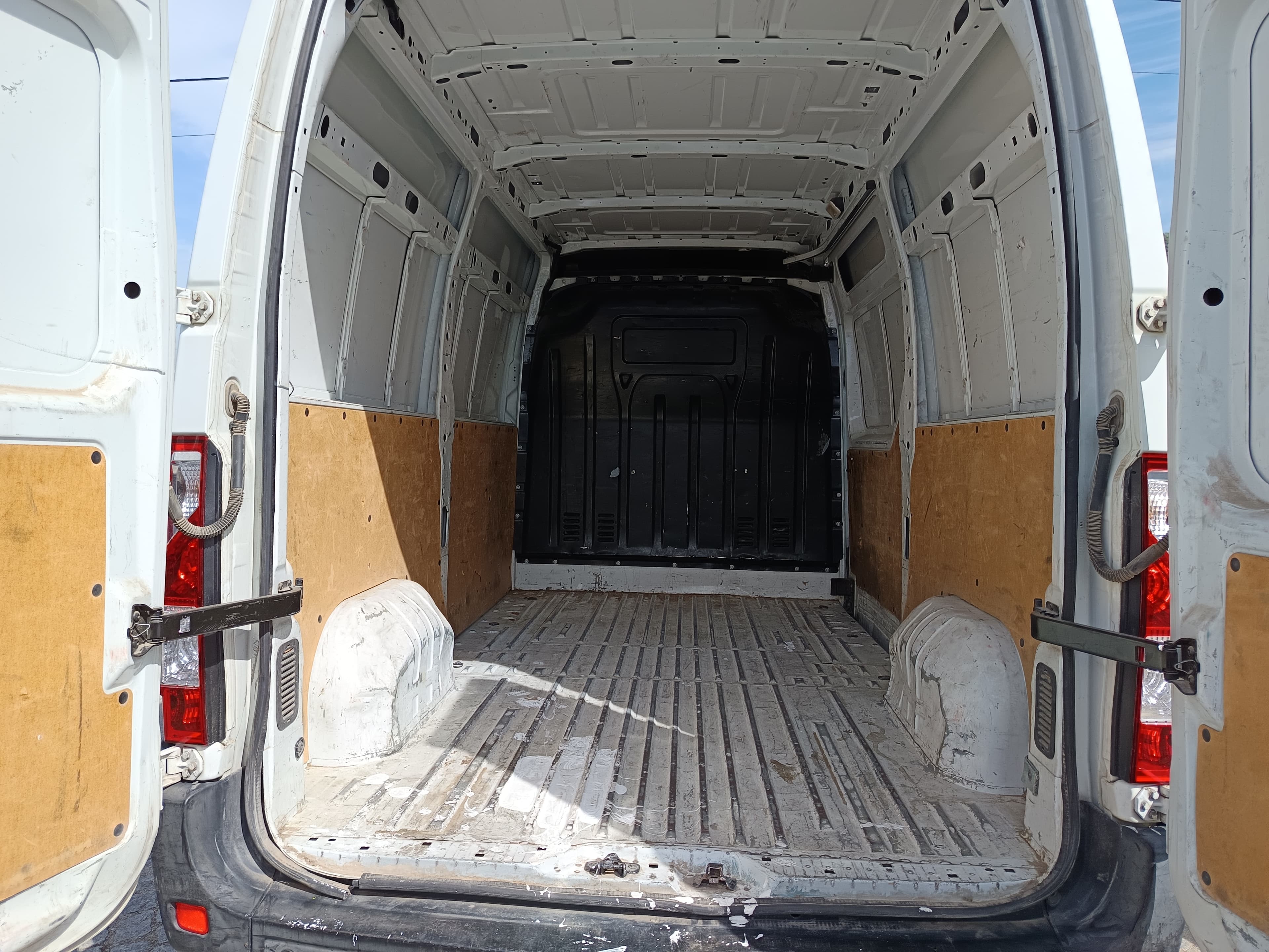 Opel Movano · Ano 2018 — imagem 21