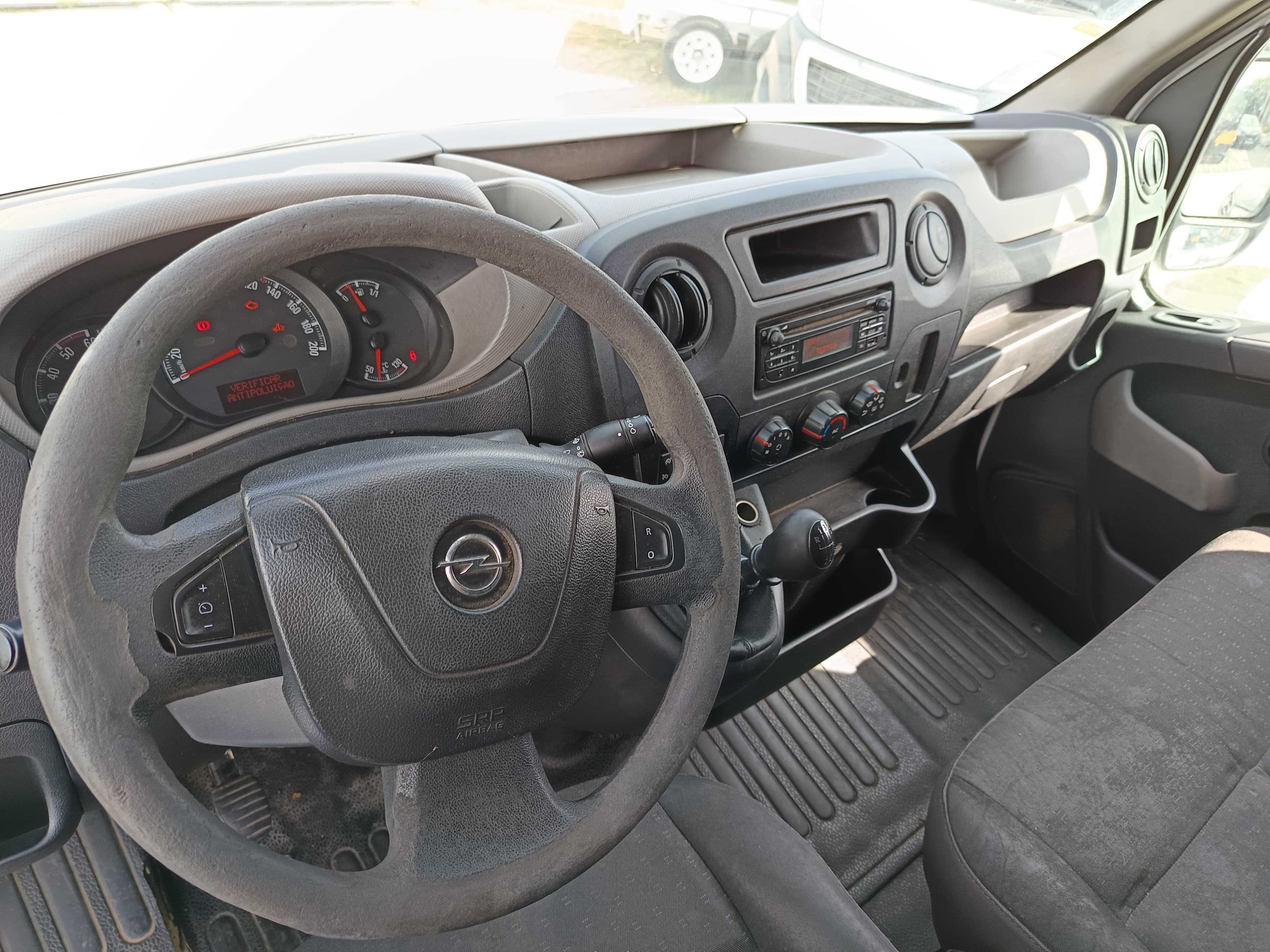 Opel Movano · Ano 2018 — imagem 31