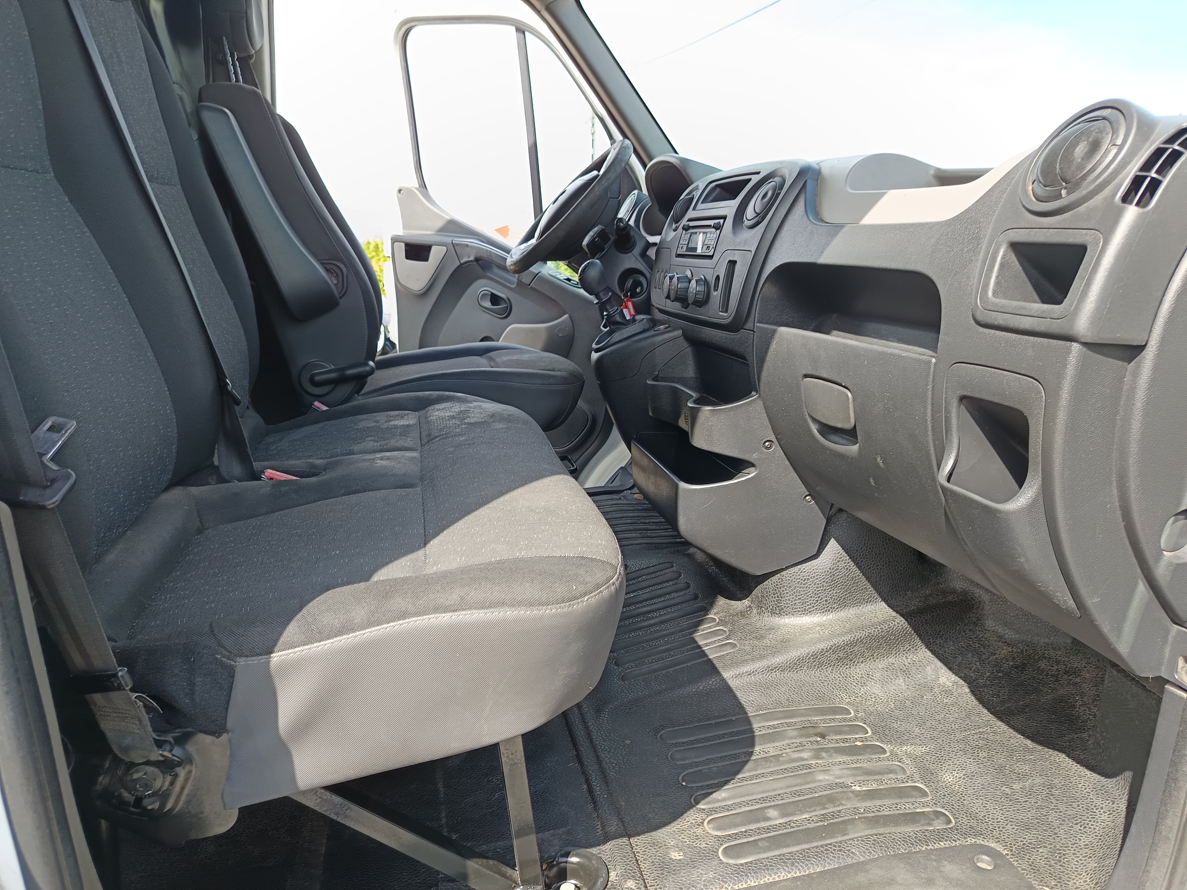 Opel Movano · Ano 2018 — imagem 25