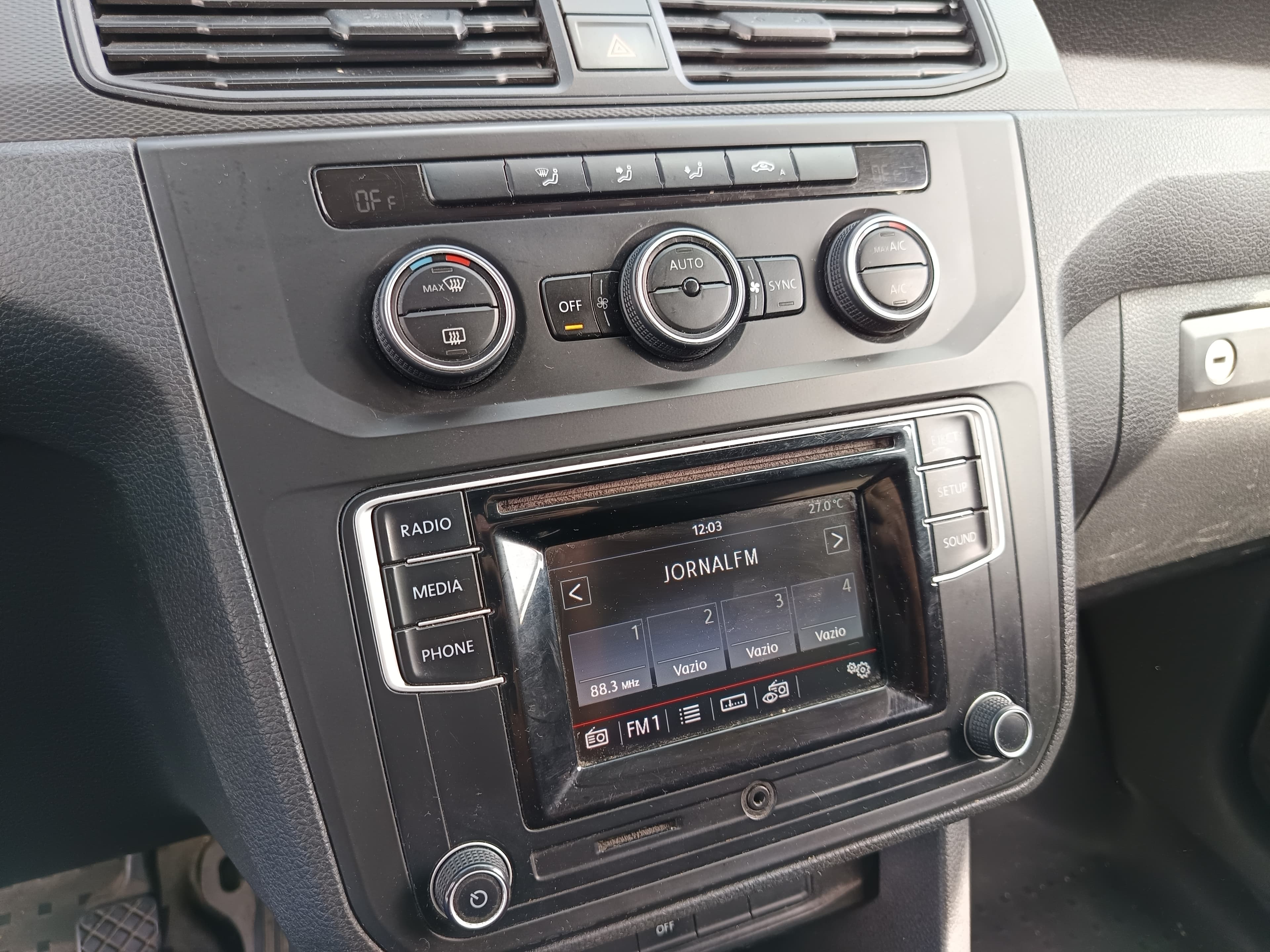 Volkswagen Caddy · Ano 2016 — image 33