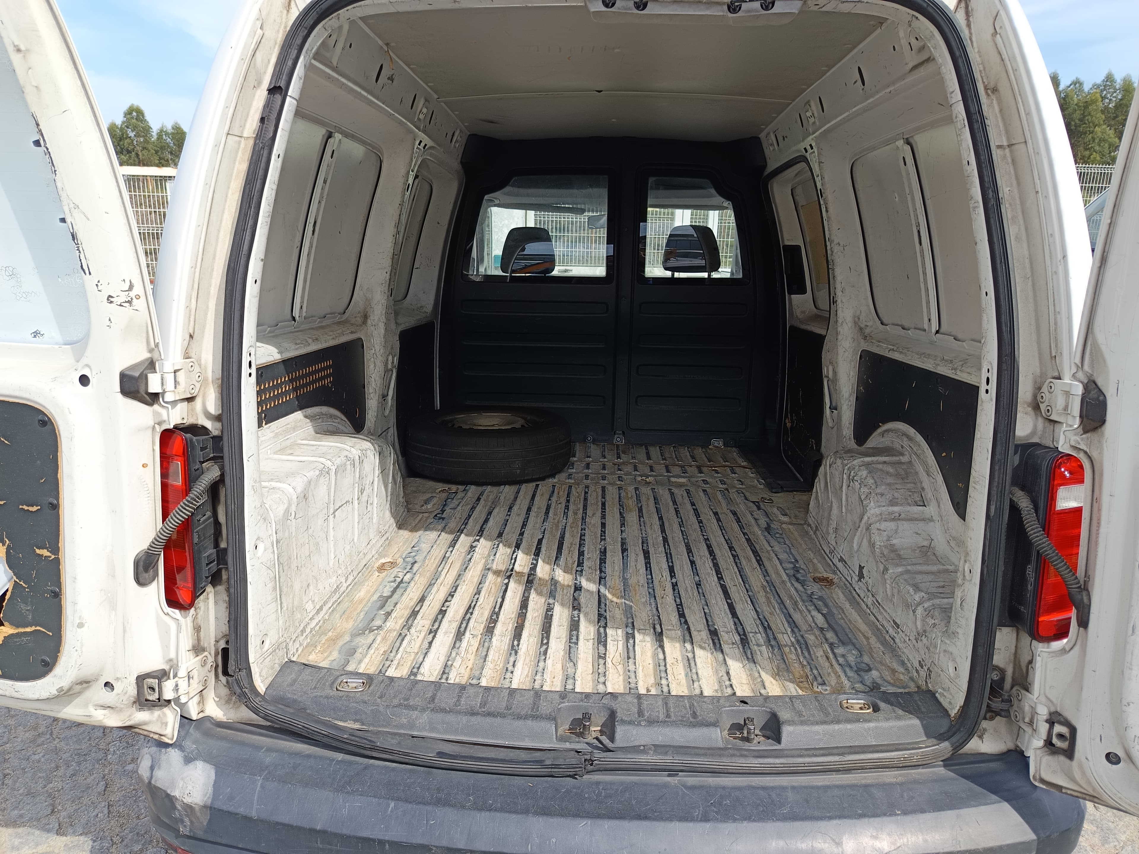 Volkswagen Caddy · Ano 2016 — image 20