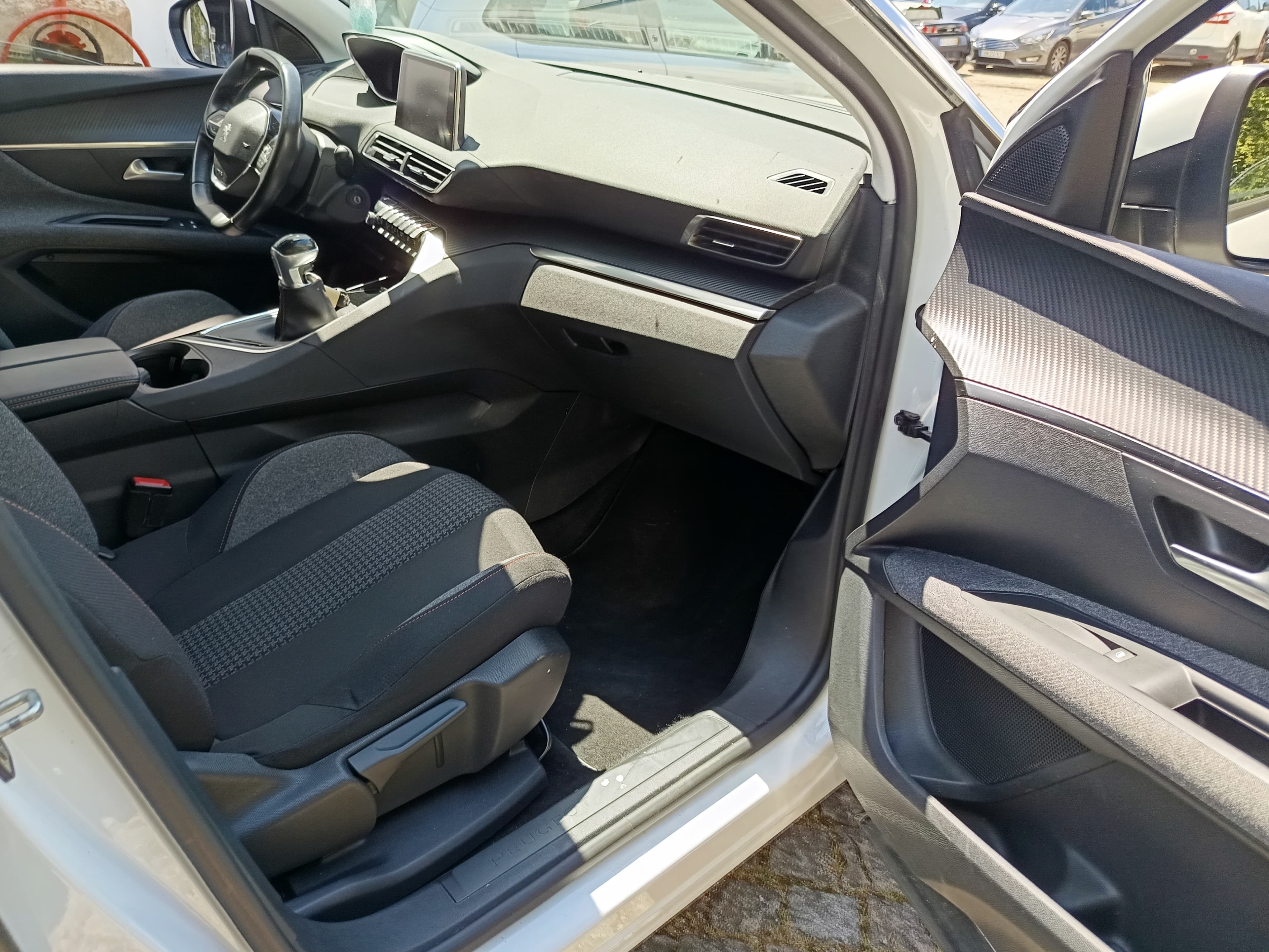 Peugeot 3008 · Ano 2019 — imagem 20