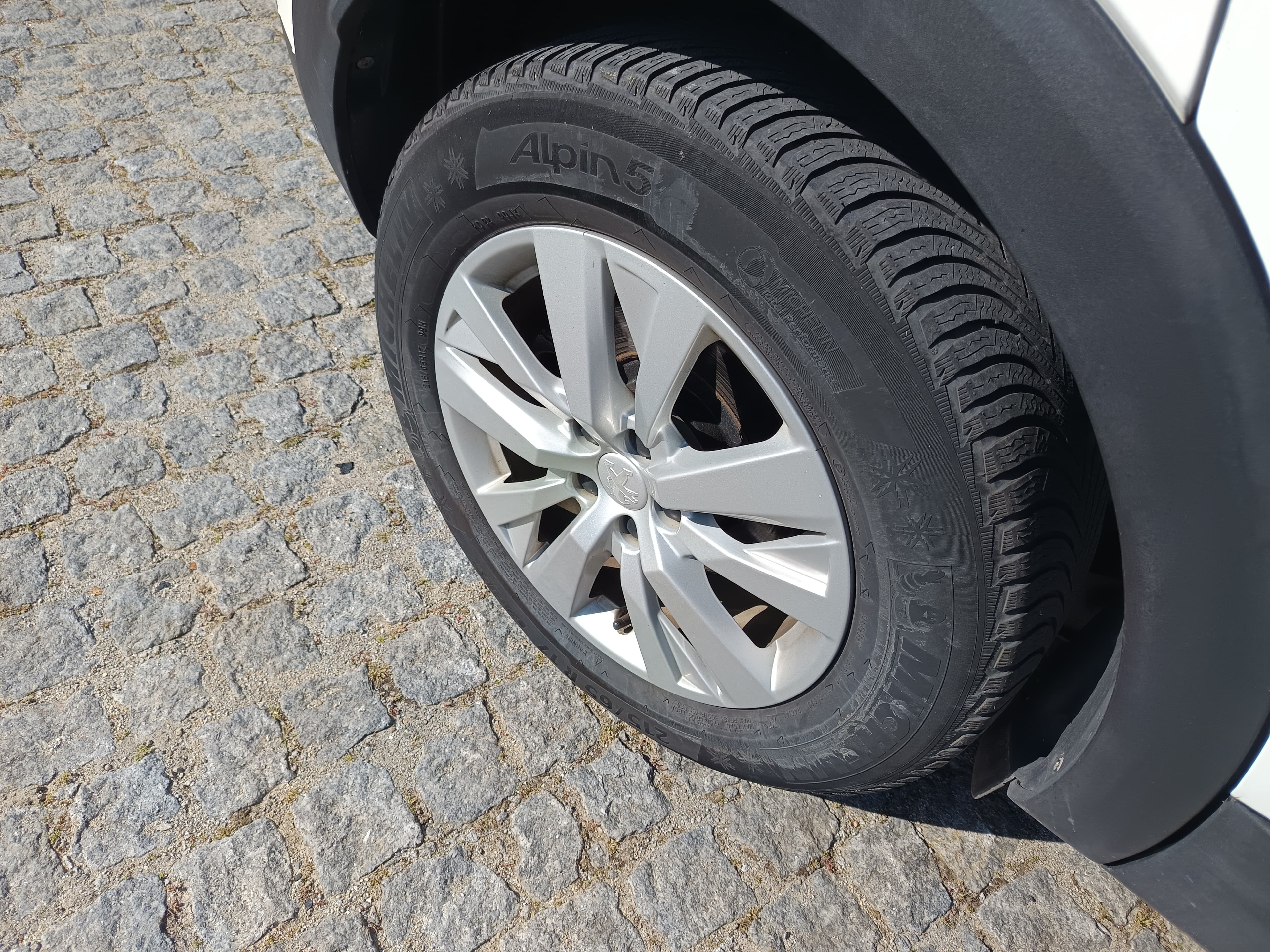 Peugeot 3008 · Ano 2019 — imagem 10