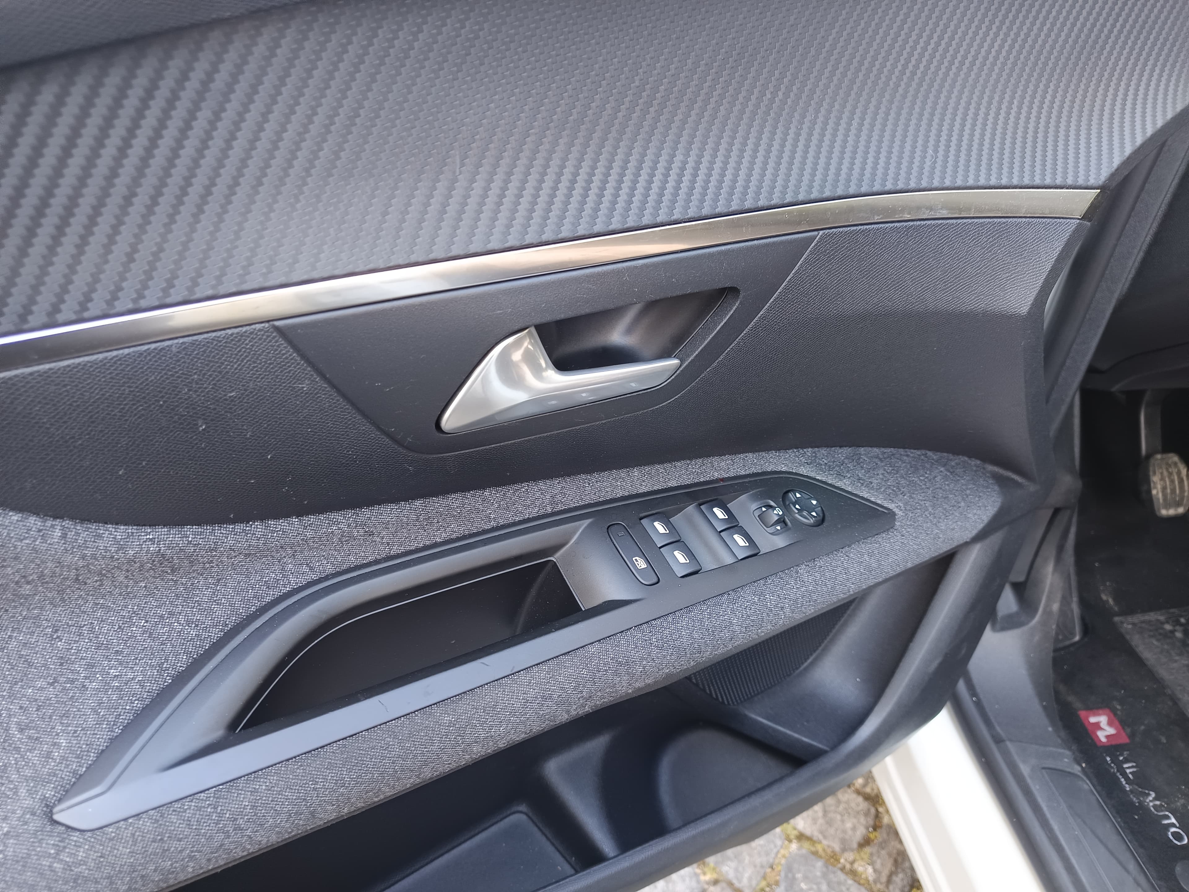 Peugeot 3008 · Ano 2019 — imagem 28