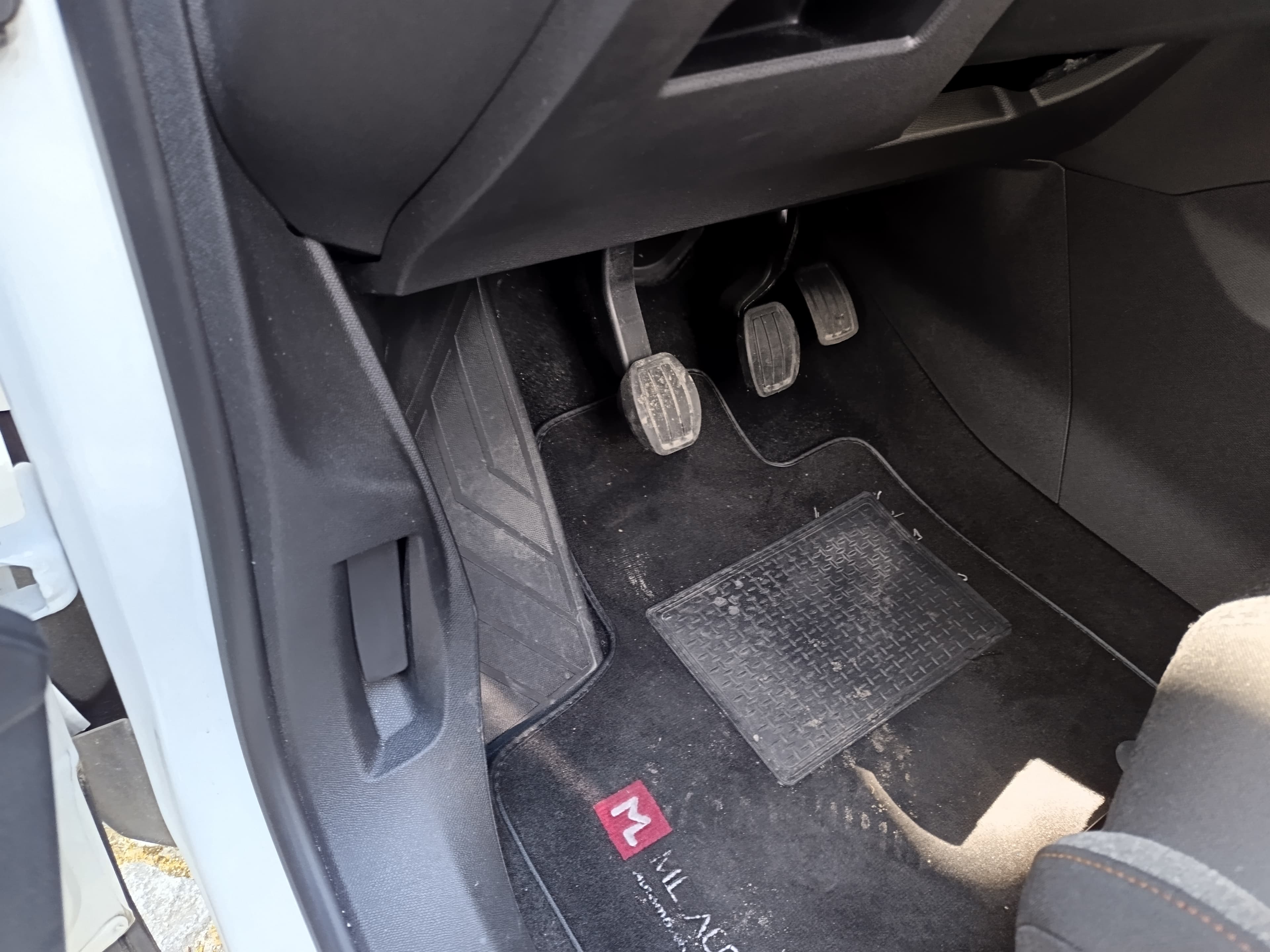 Peugeot 3008 · Ano 2019 — imagem 30