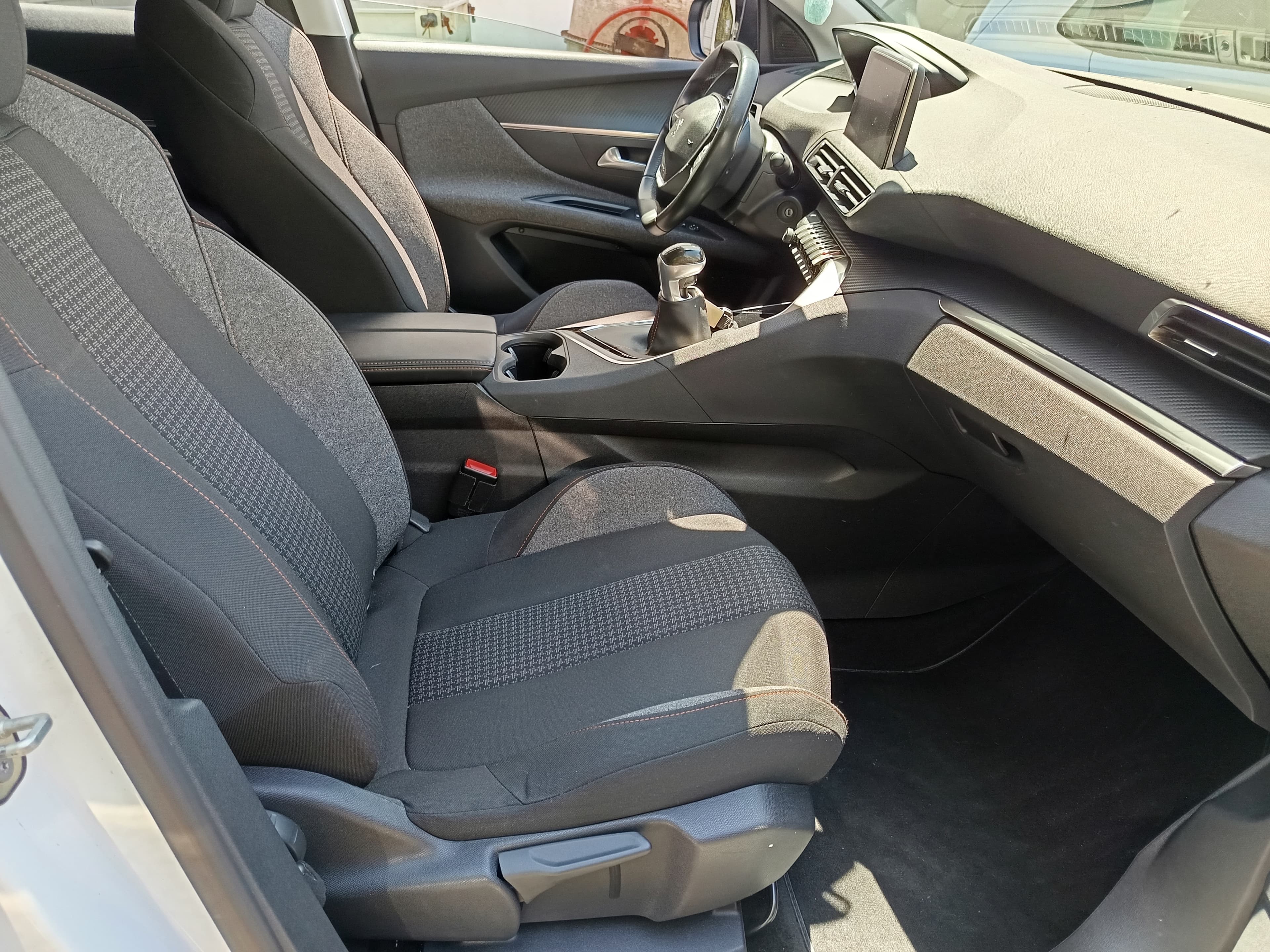 Peugeot 3008 · Ano 2019 — imagem 22