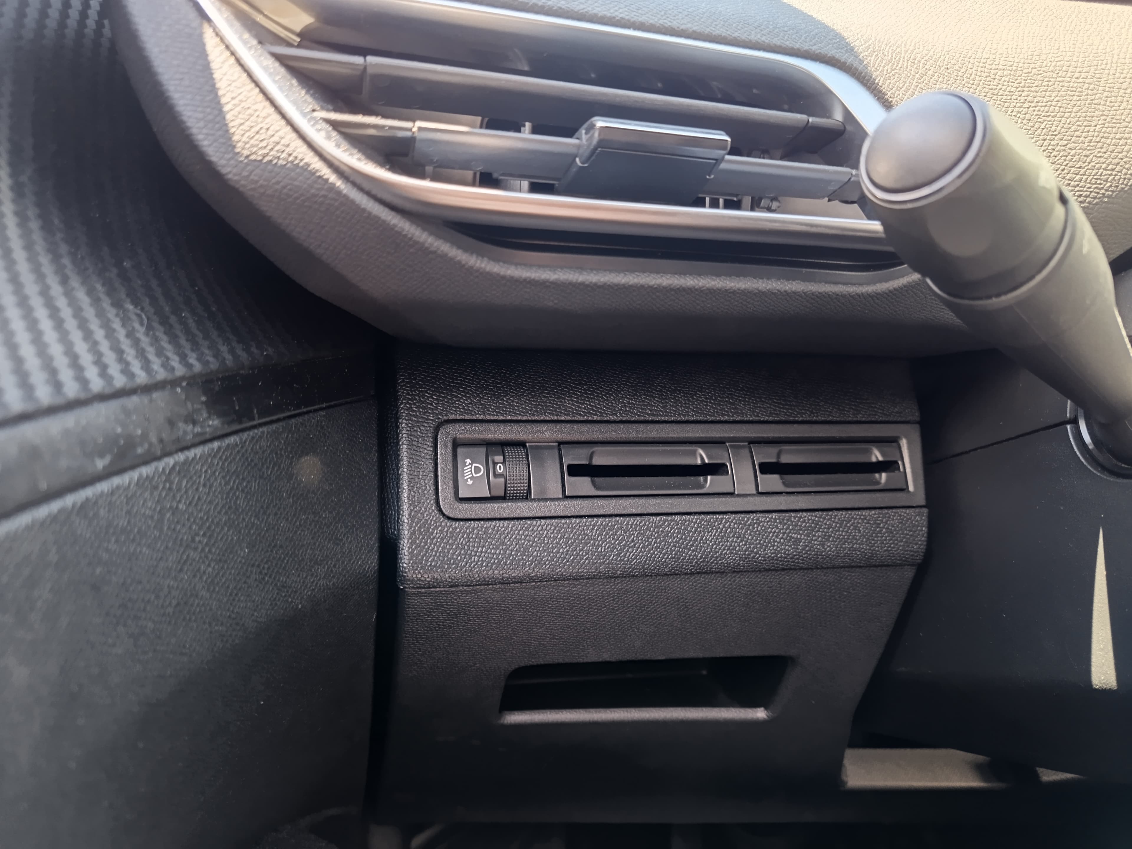 Peugeot 3008 · Ano 2019 — imagem 40