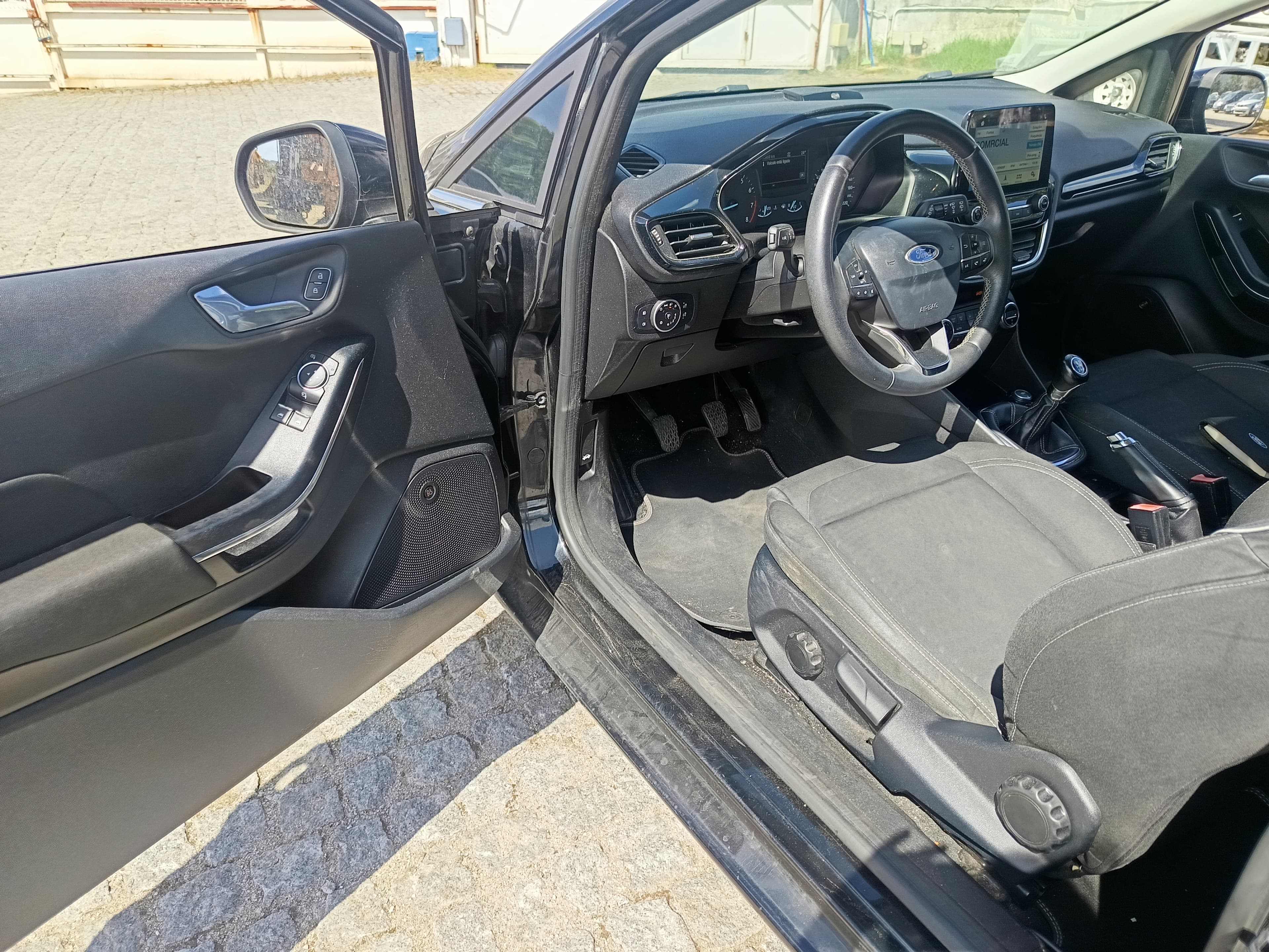 Ford Fiesta · Ano 2018 — imagem 23