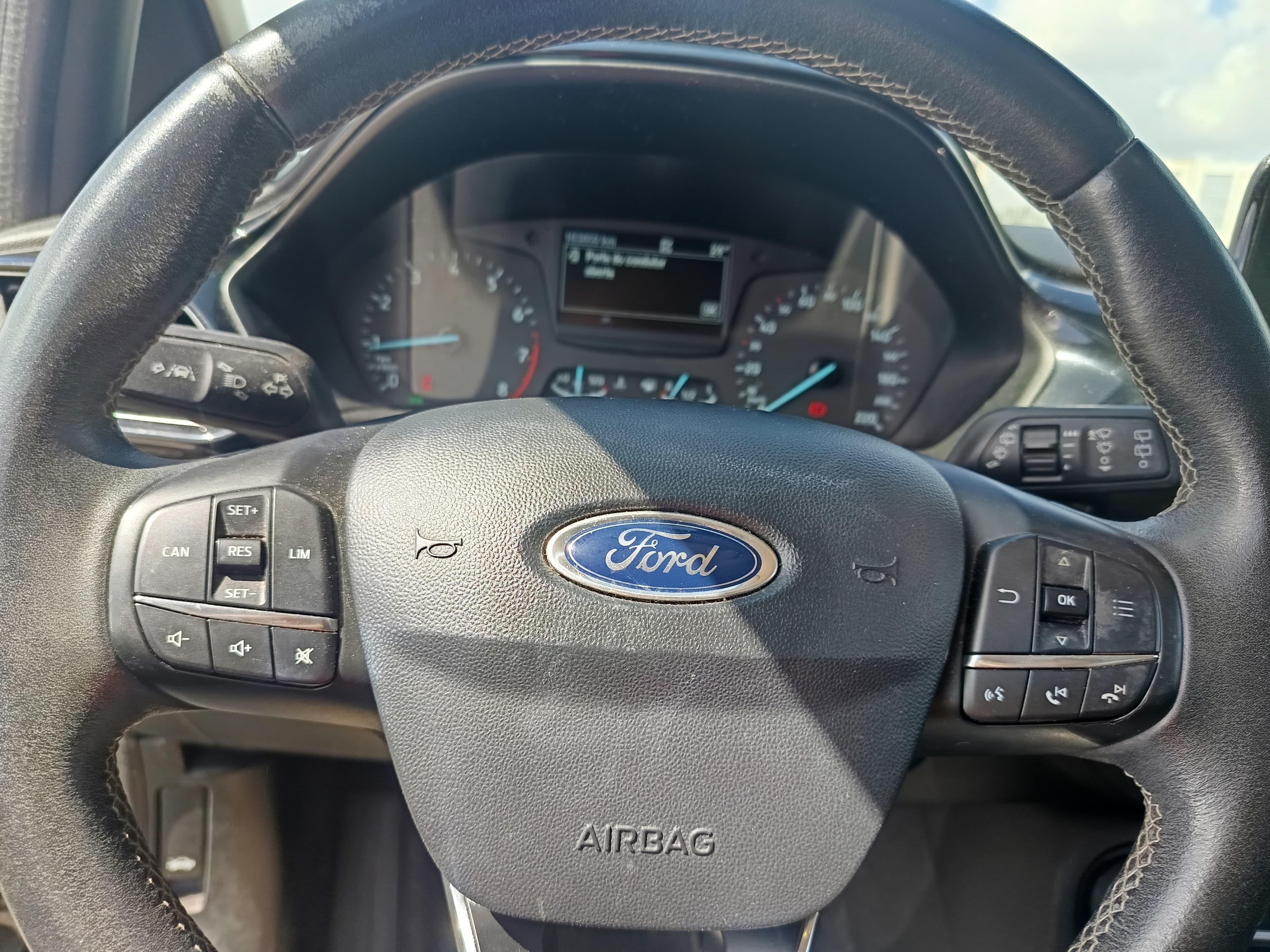 Ford Fiesta · Ano 2018 — imagem 34