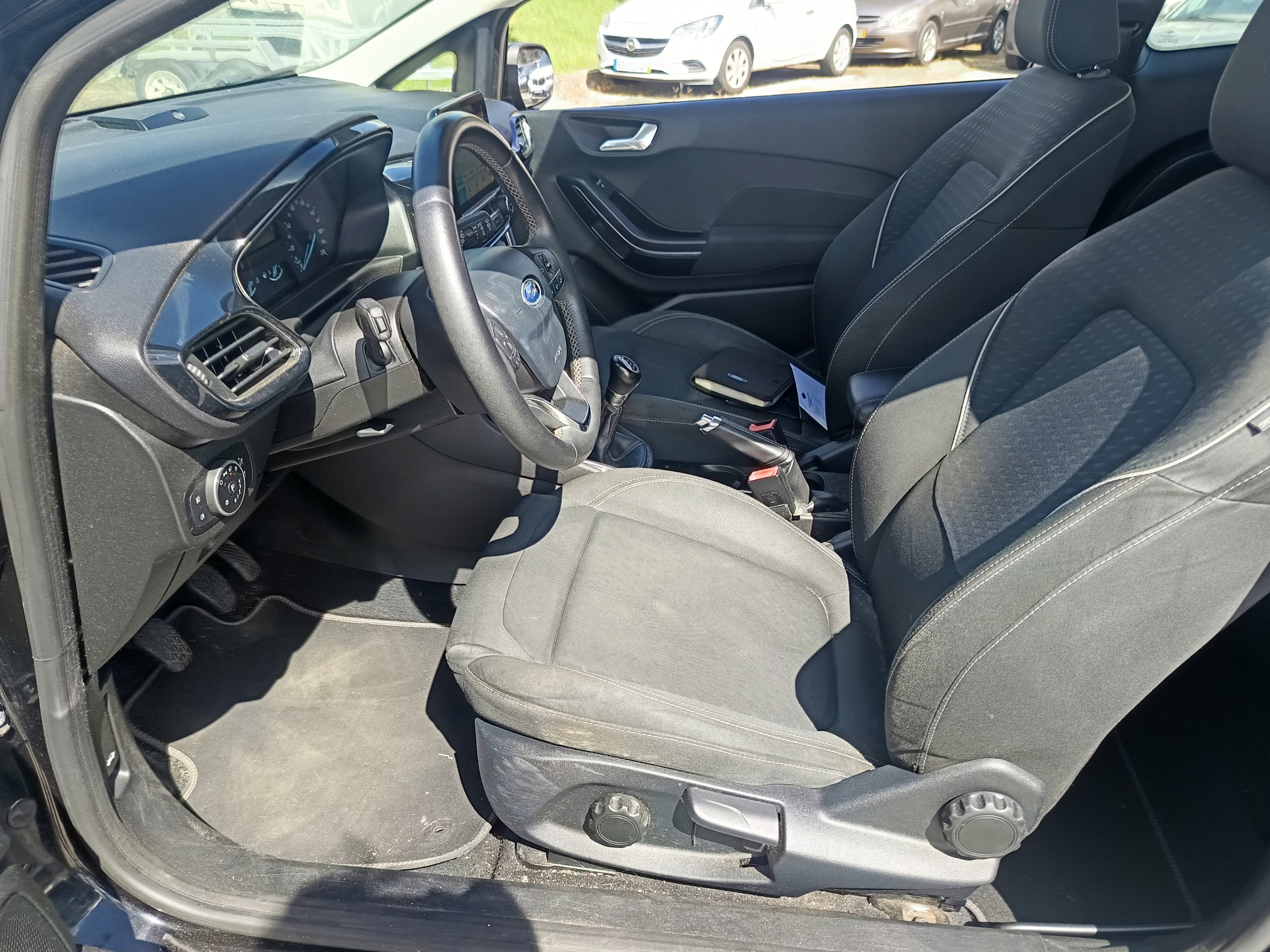 Ford Fiesta · Ano 2018 — imagem 25
