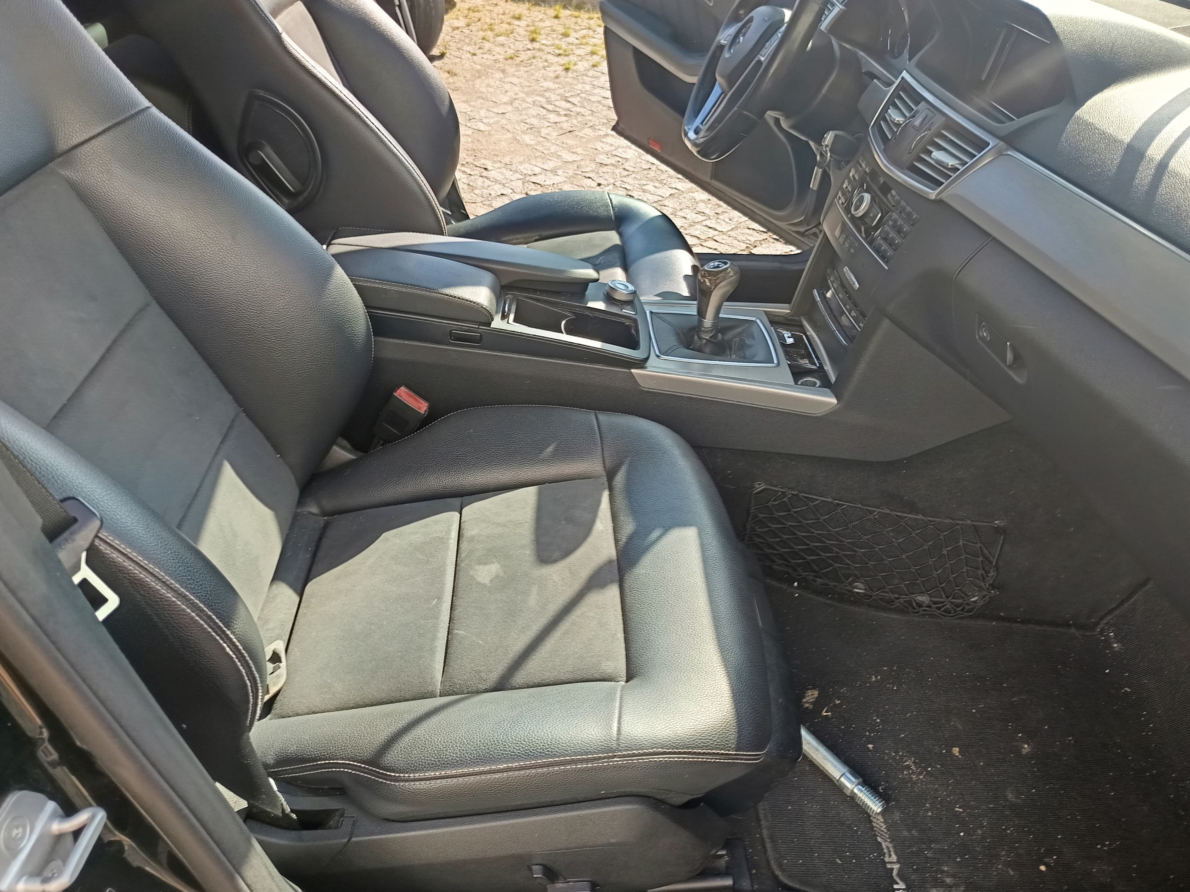 Mercedes-Benz E250 · Ano 2011 — imagem 26