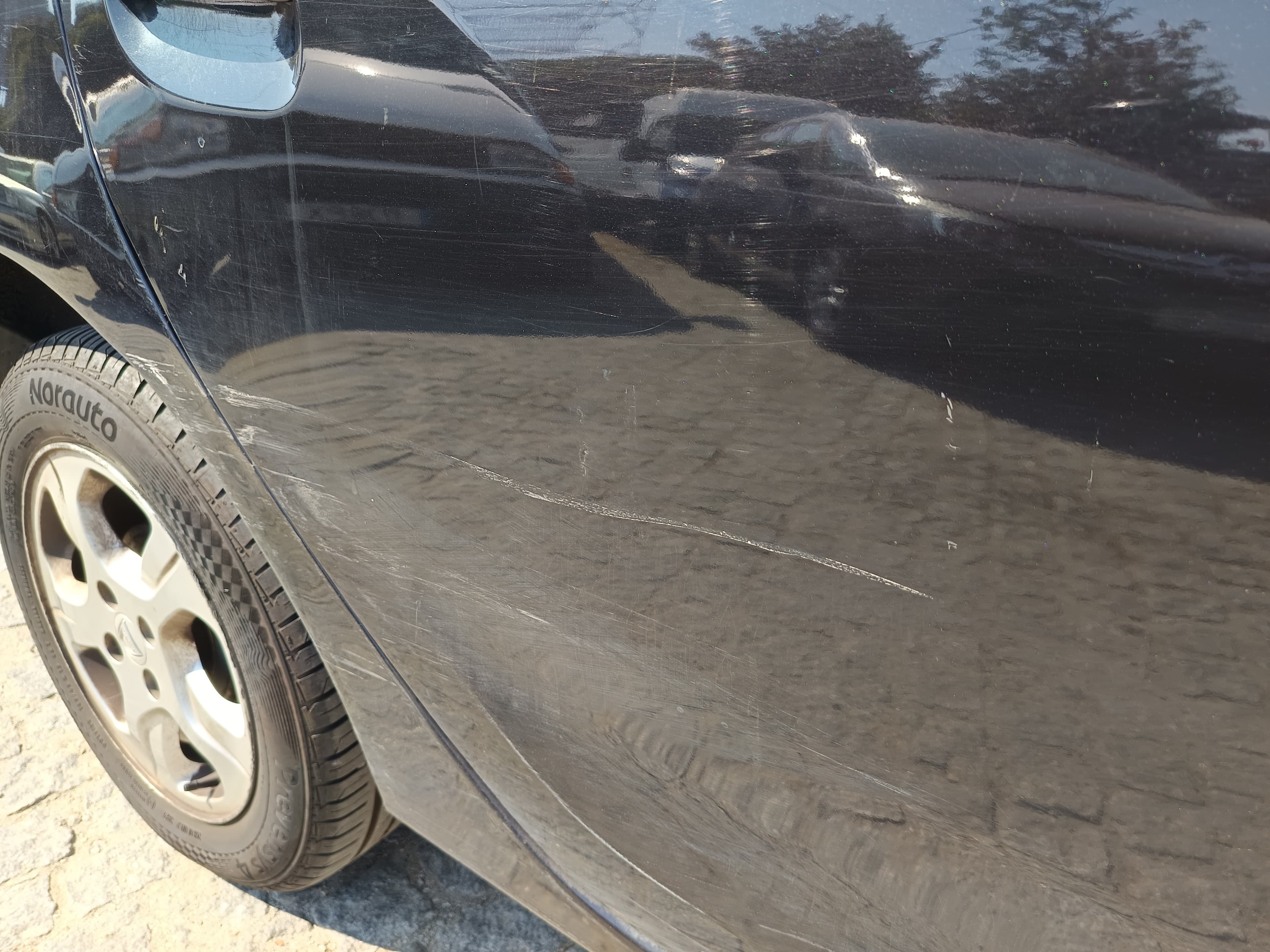 Dacia Sandero · Ano 2013 — image 17