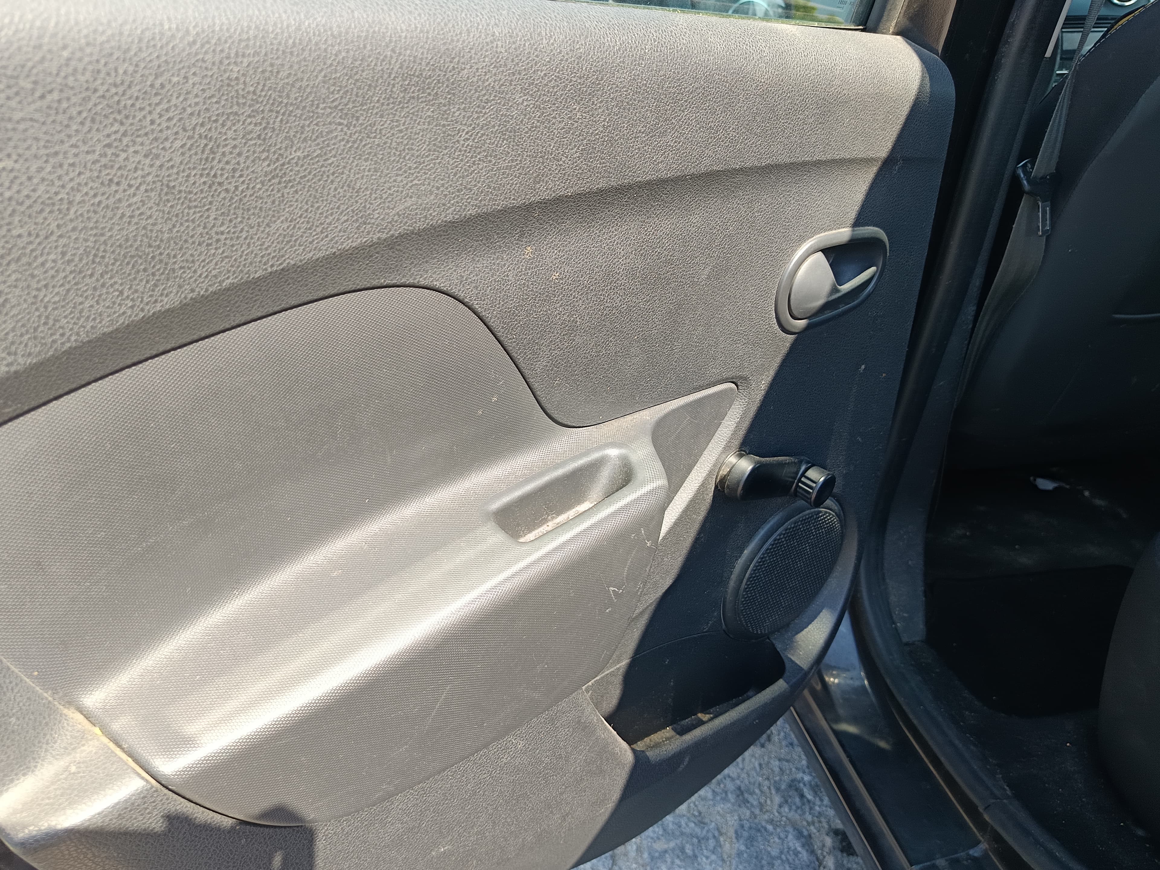 Dacia Sandero · Ano 2013 — image 29