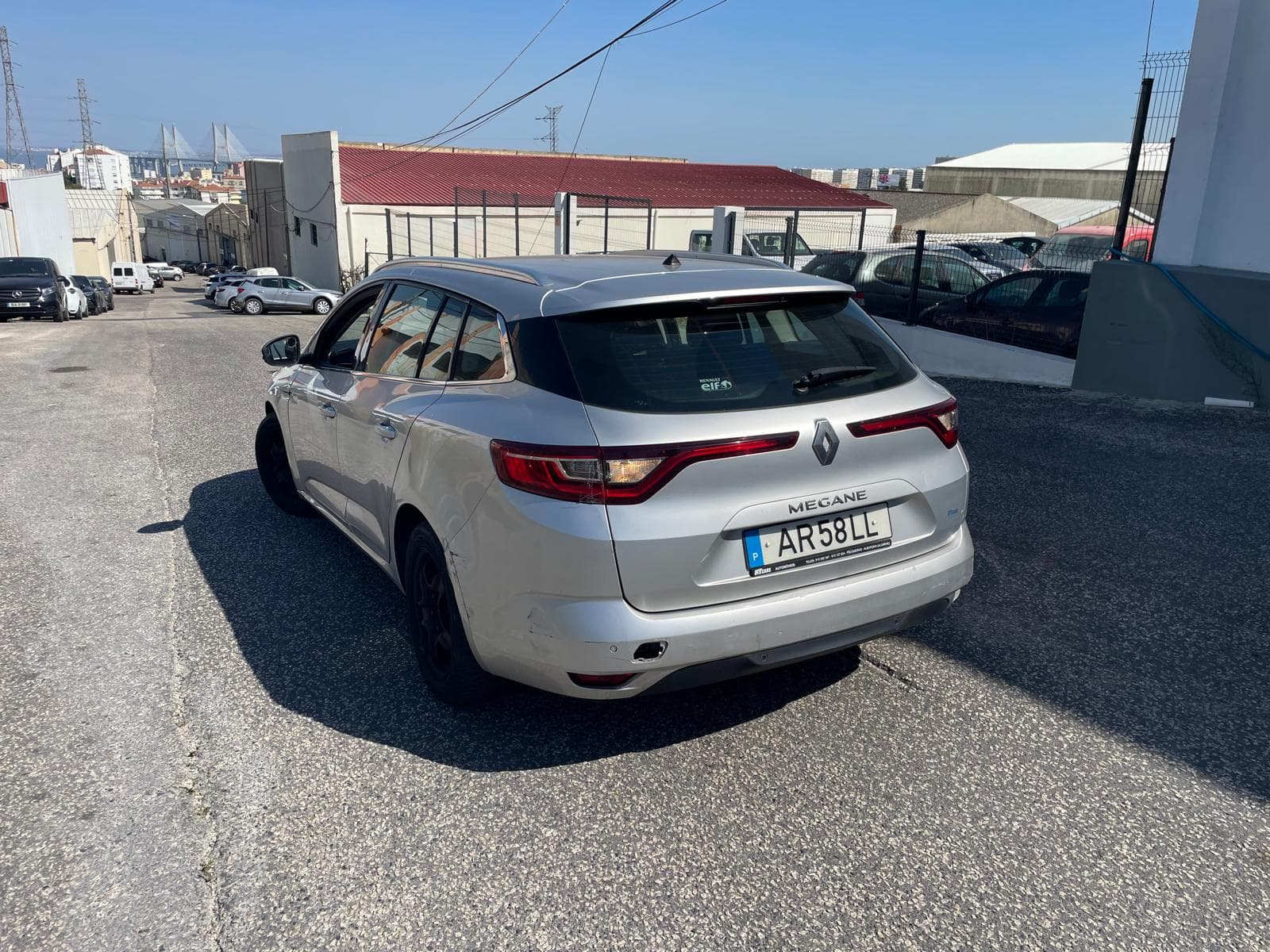 Renault Mégane · Year 2019 — image 6