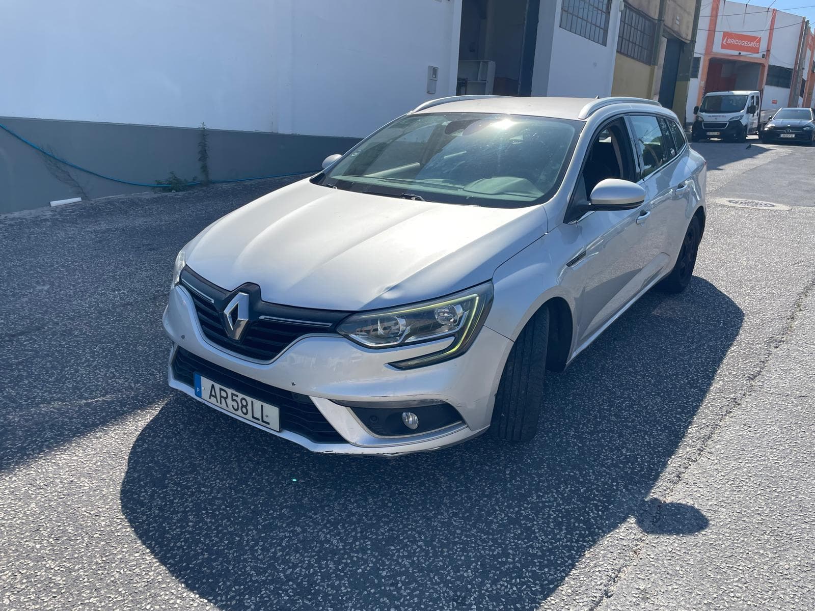 Renault Mégane · Year 2019 — image 1