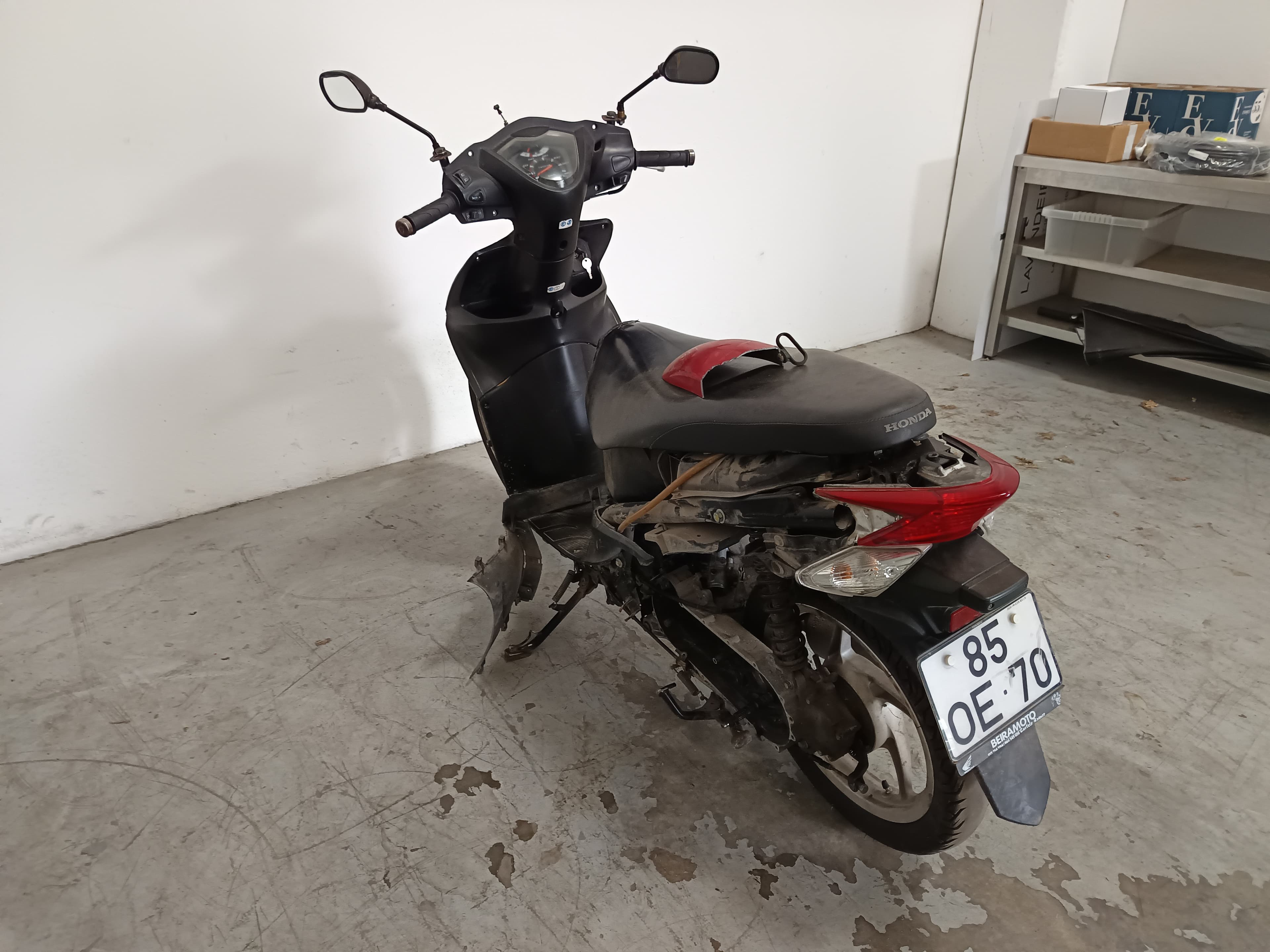 HONDA Vision NSC 110 · Ano 2013 — imagen 4