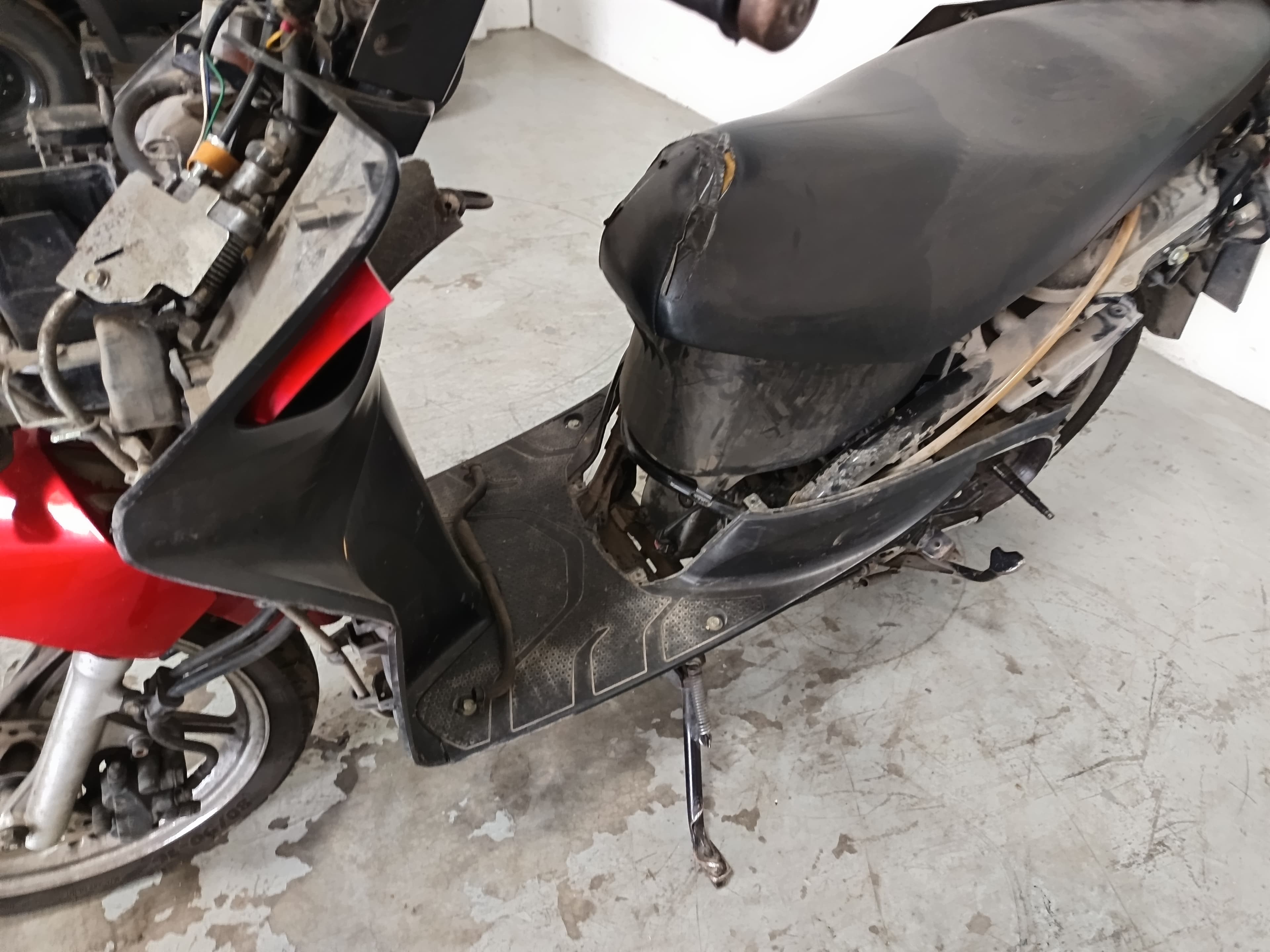 HONDA Vision NSC 110 · Ano 2013 — imagen 14