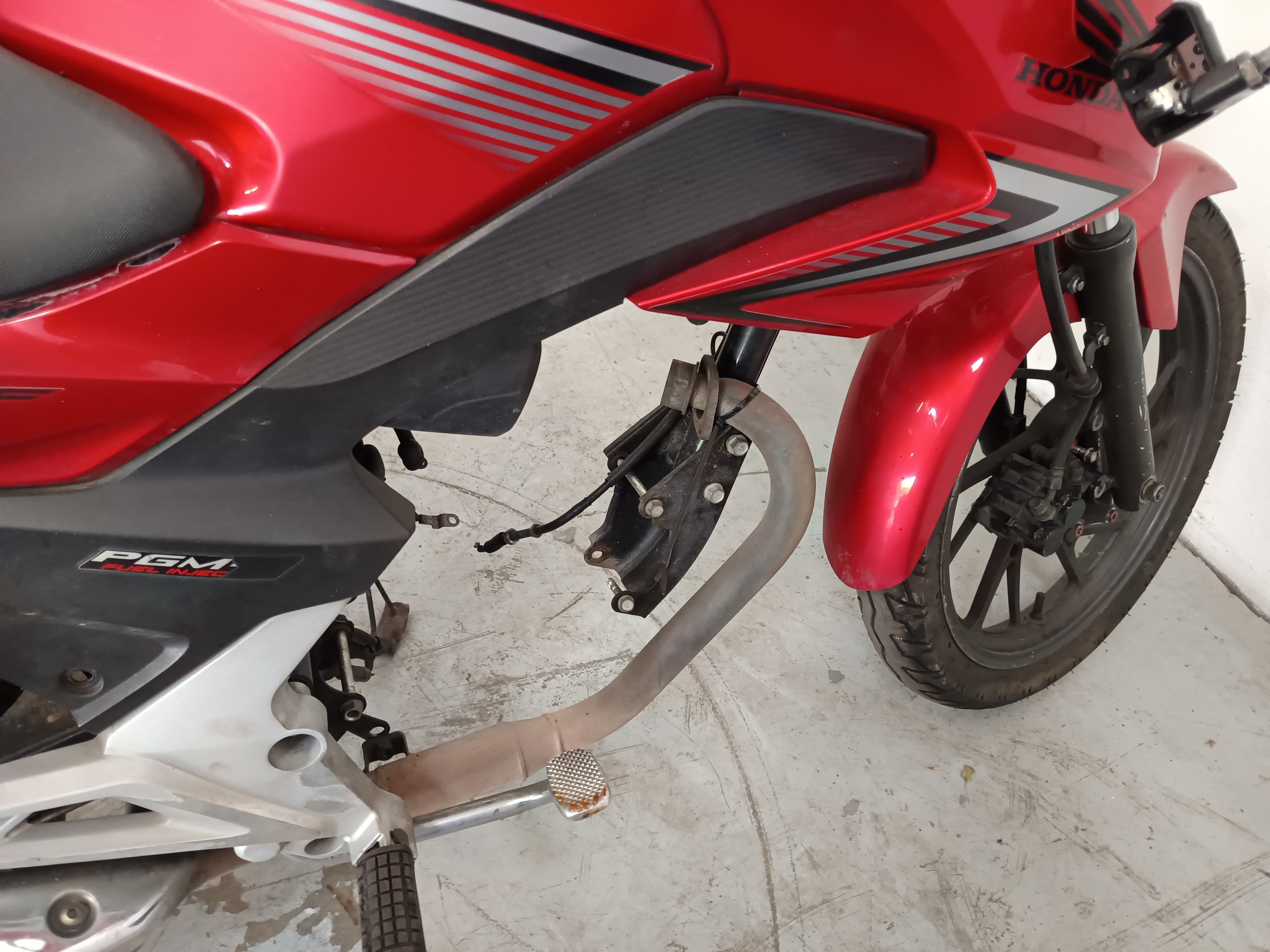 HONDA CB 125 F · Ano 2015 — image 7