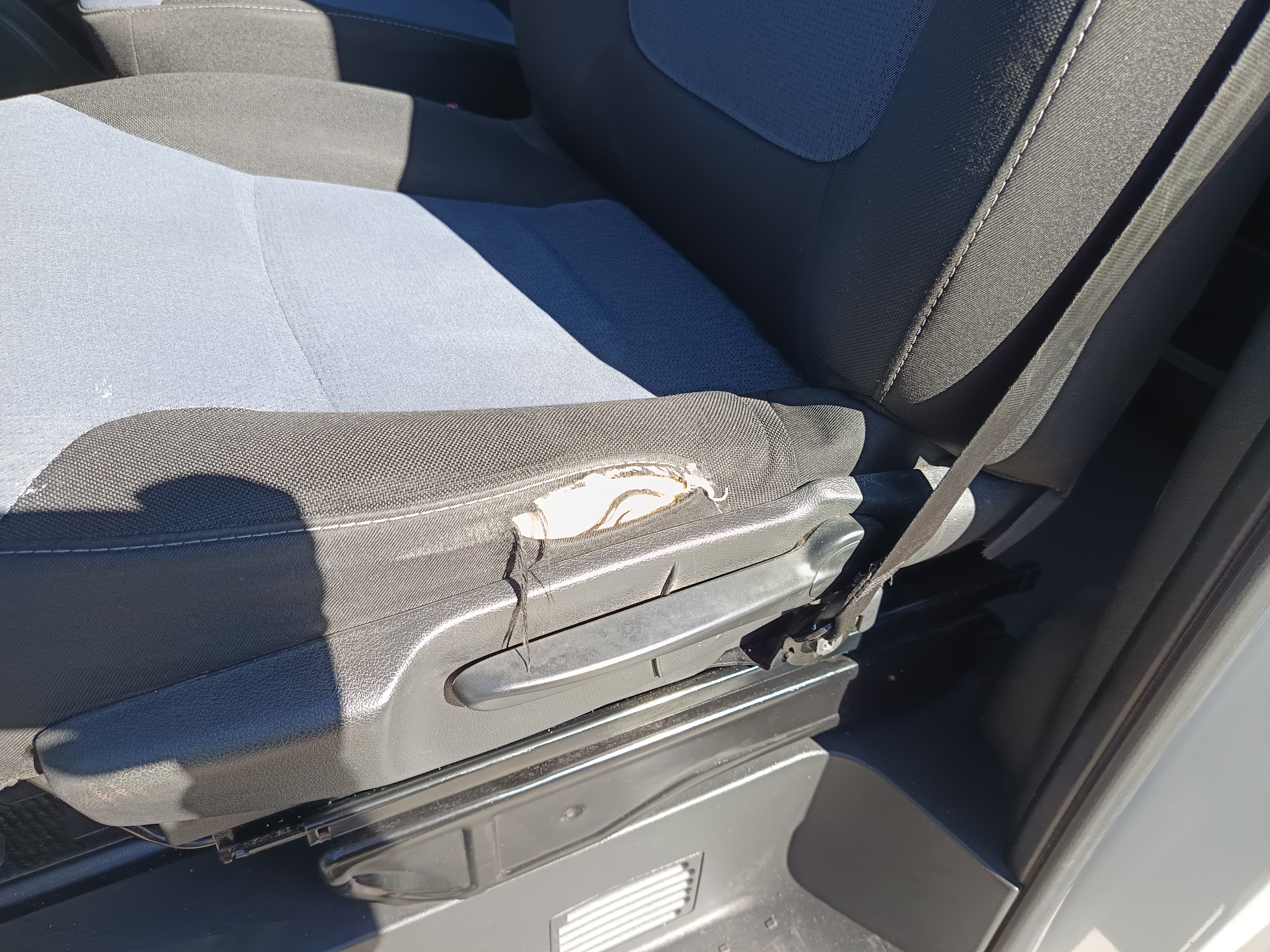 Opel Vívaro 1.6 CDTI · Ano 2017 — imagem 35