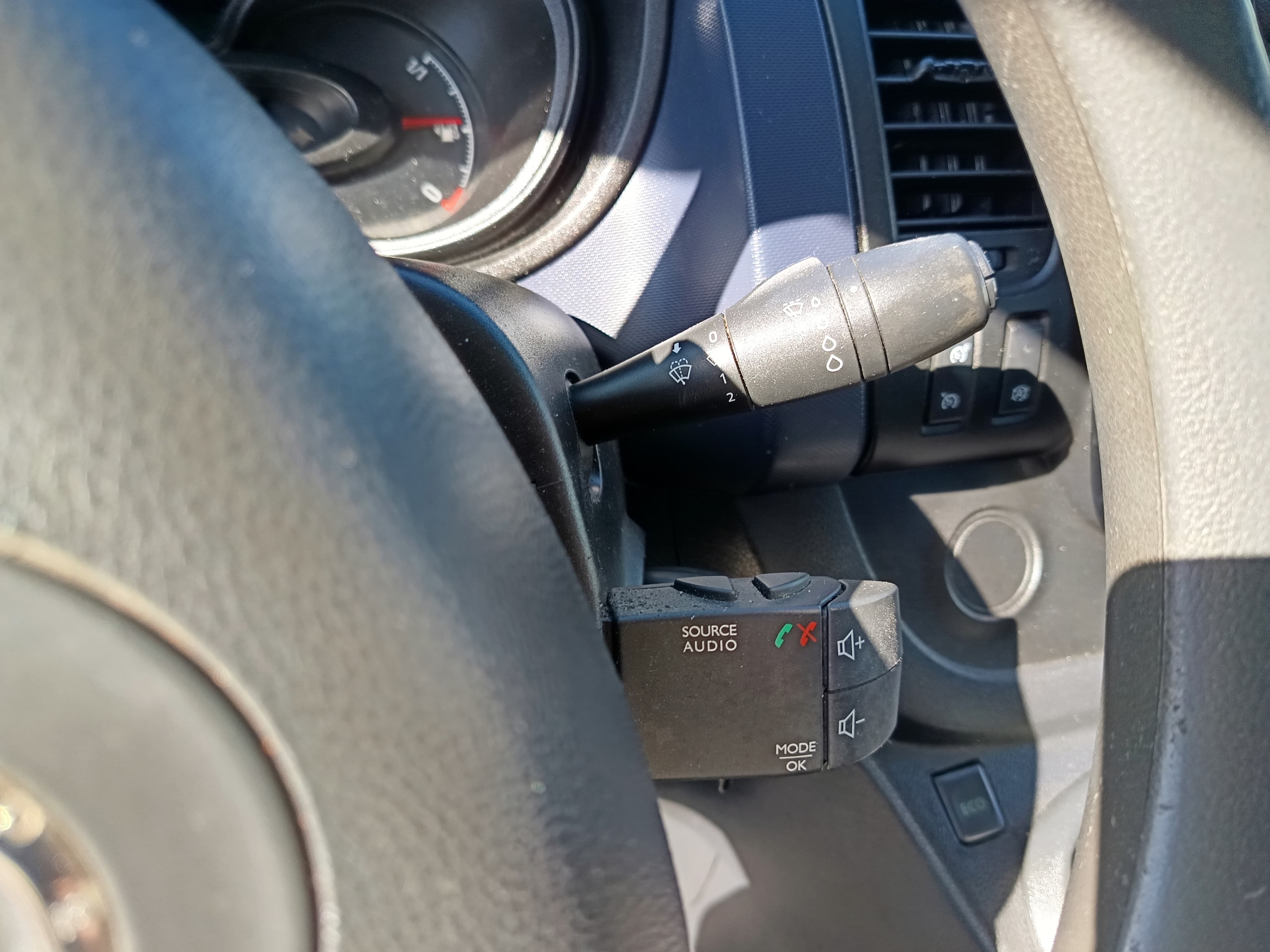Opel Vívaro 1.6 CDTI · Ano 2017 — imagem 37