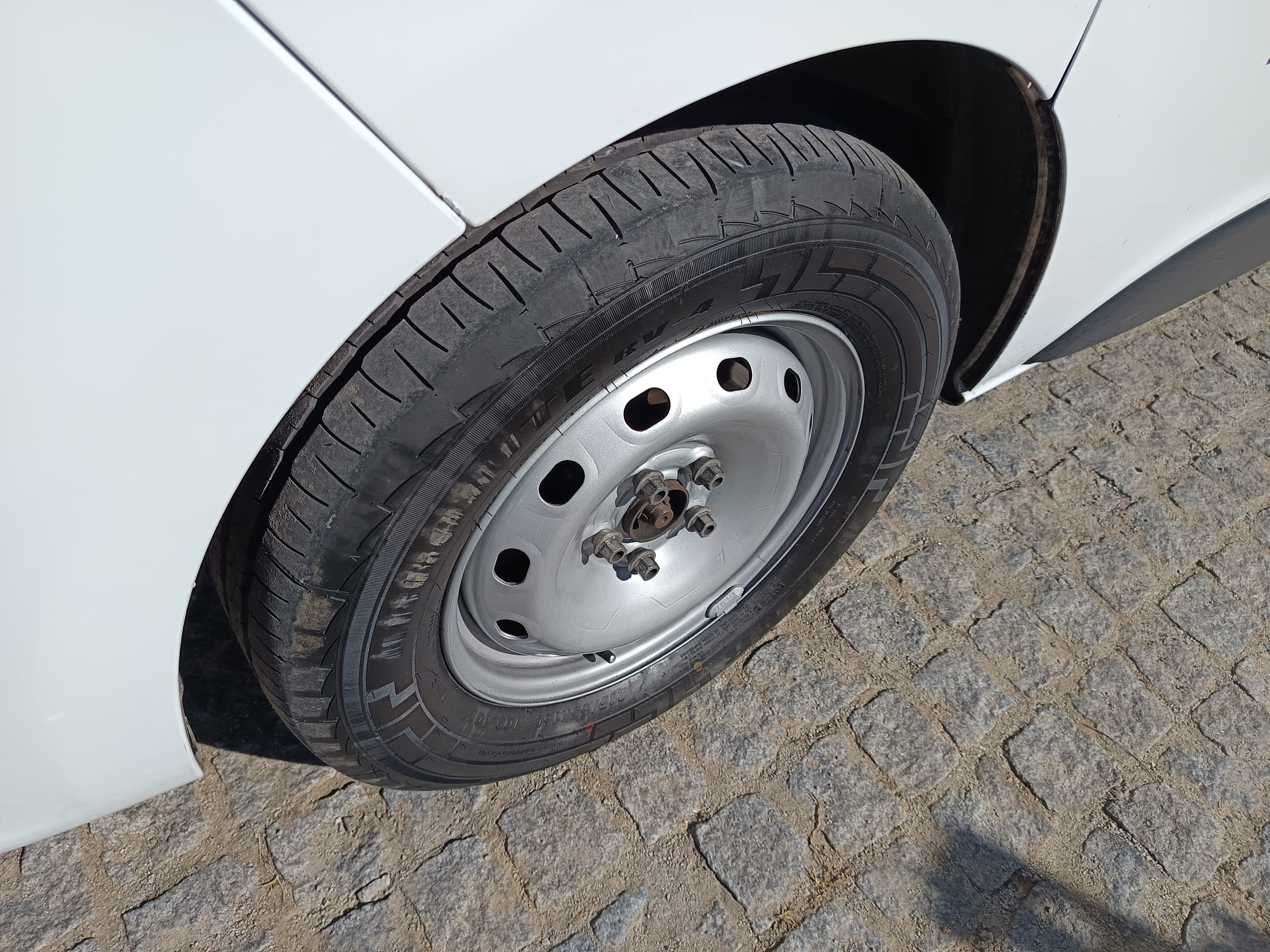 Opel Vívaro 1.6 CDTI · Ano 2017 — imagem 14