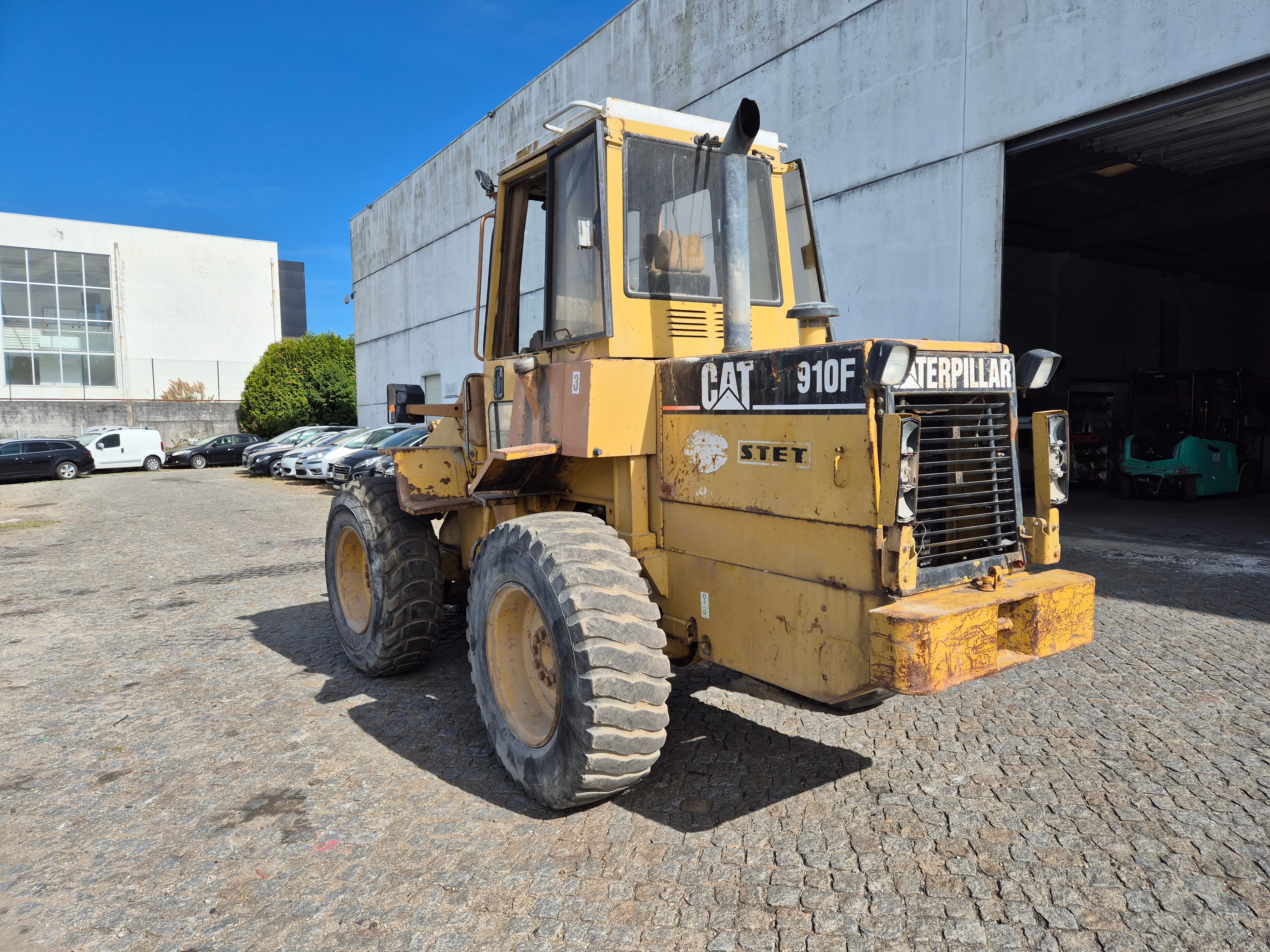 Pá Carregadora CAT 910 F — imagen 6