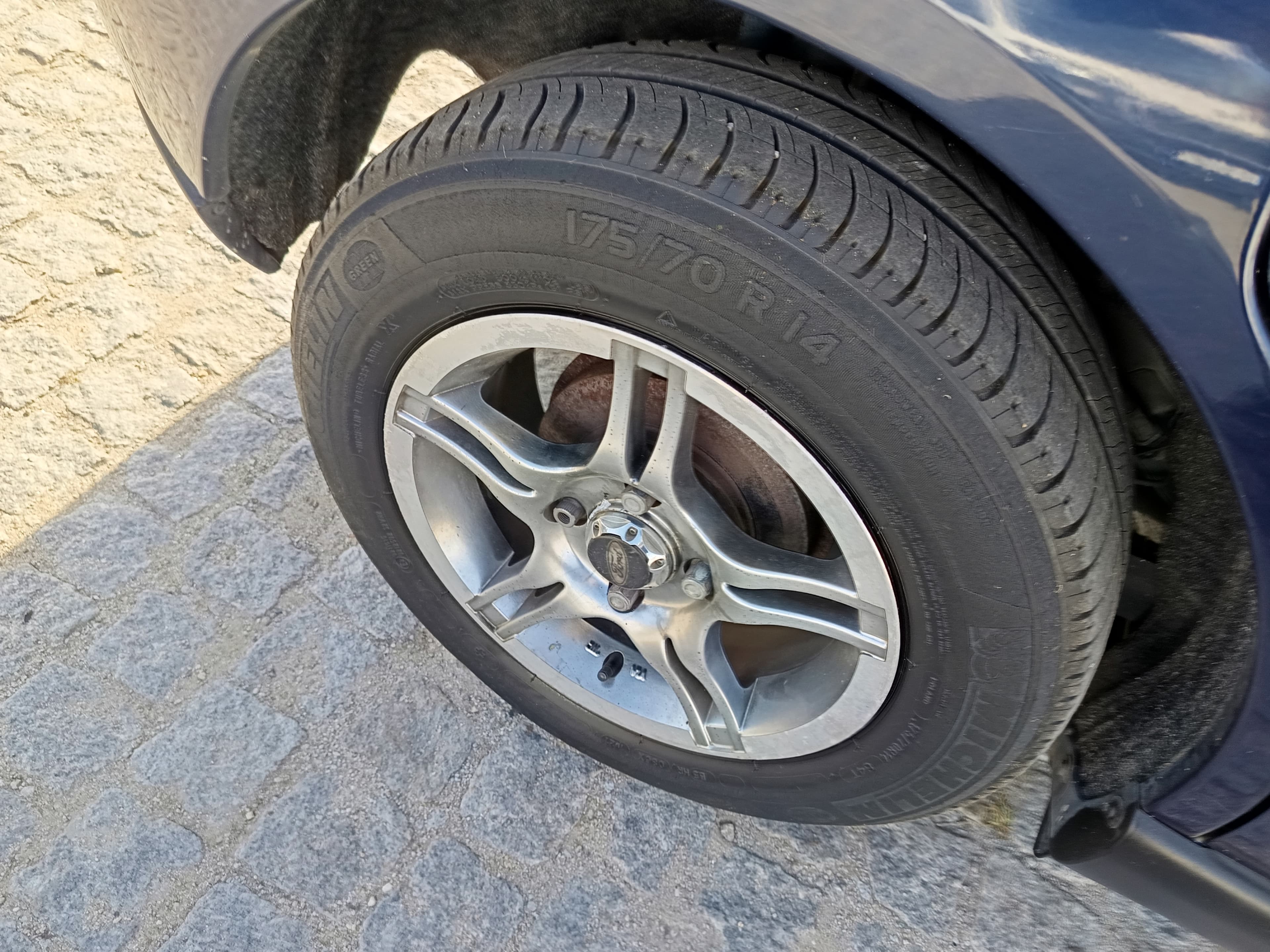 Ford Focus · Ano 2000 — image 10
