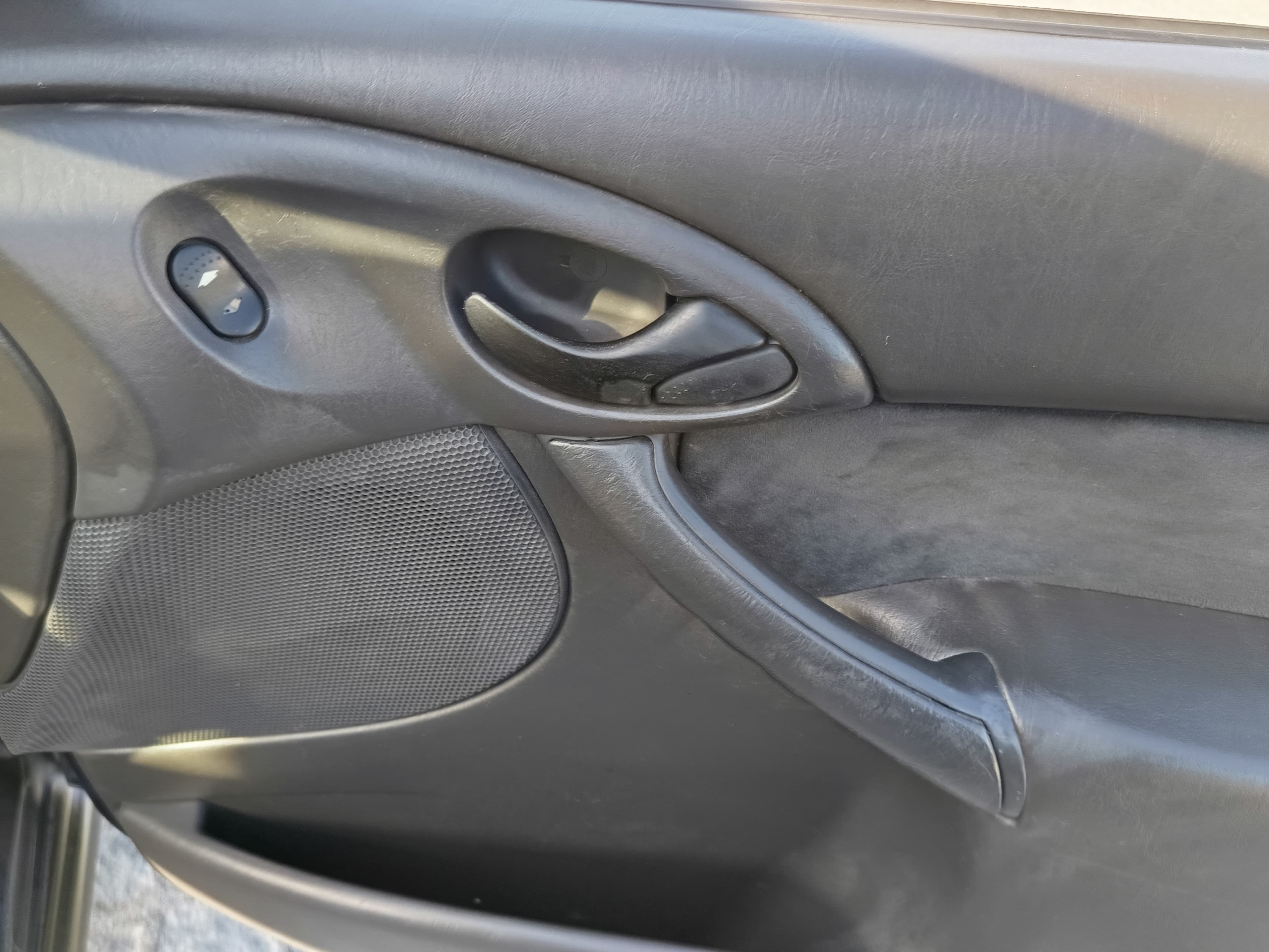 Ford Focus · Ano 2000 — image 26