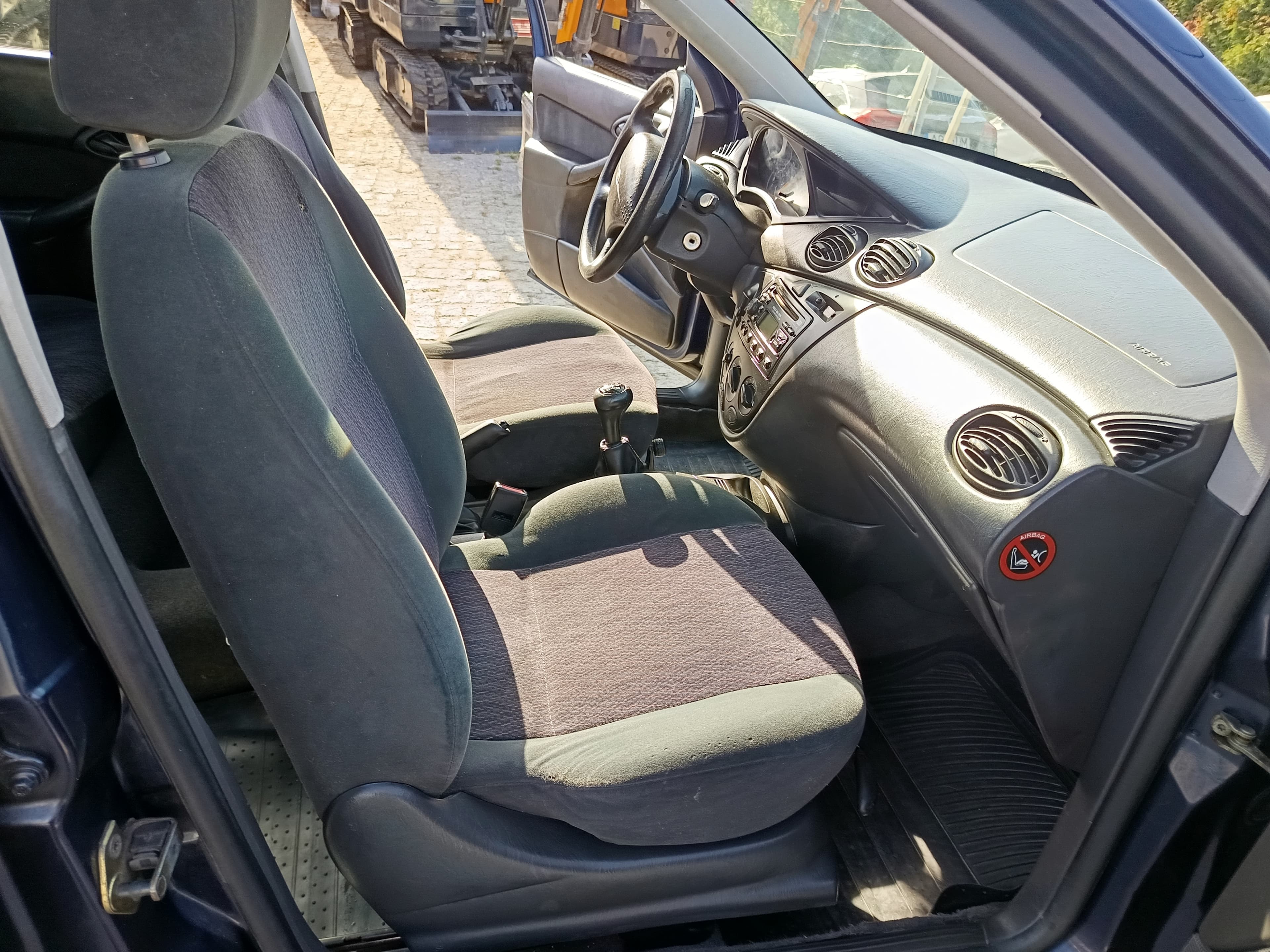 Ford Focus · Ano 2000 — image 27