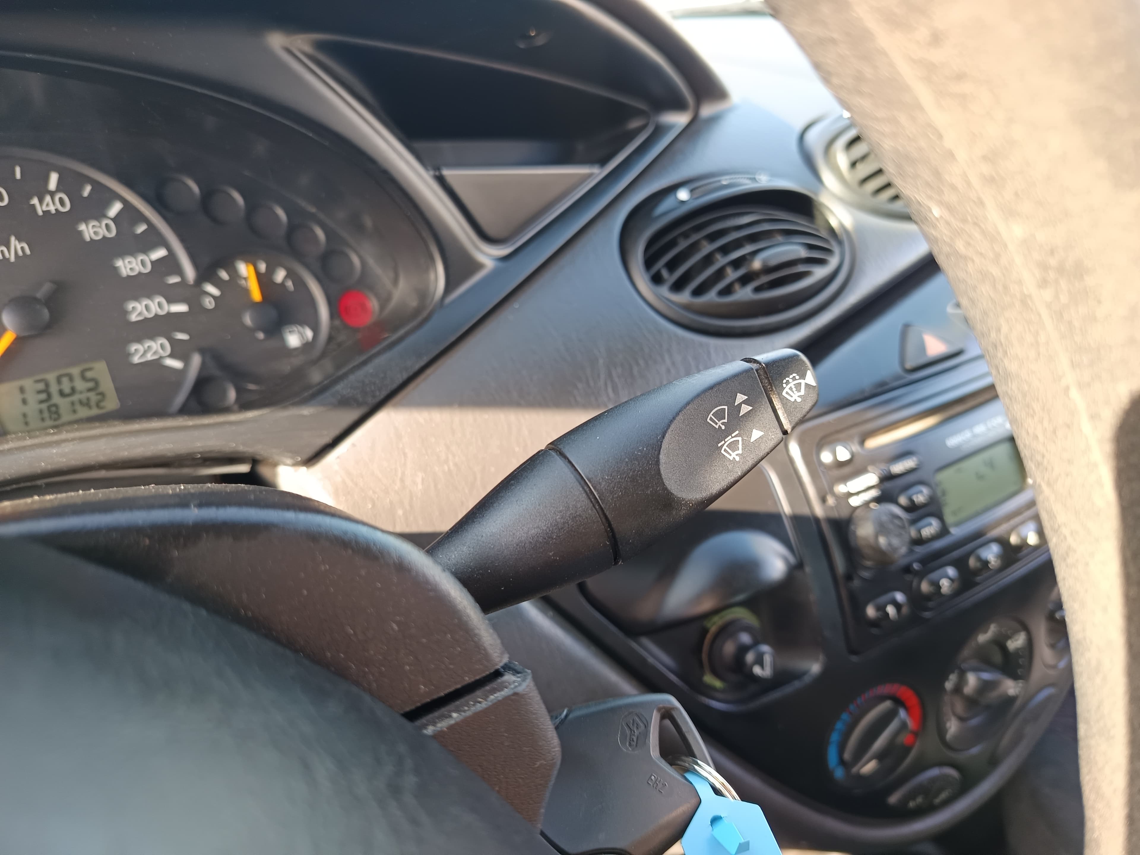 Ford Focus · Ano 2000 — image 40