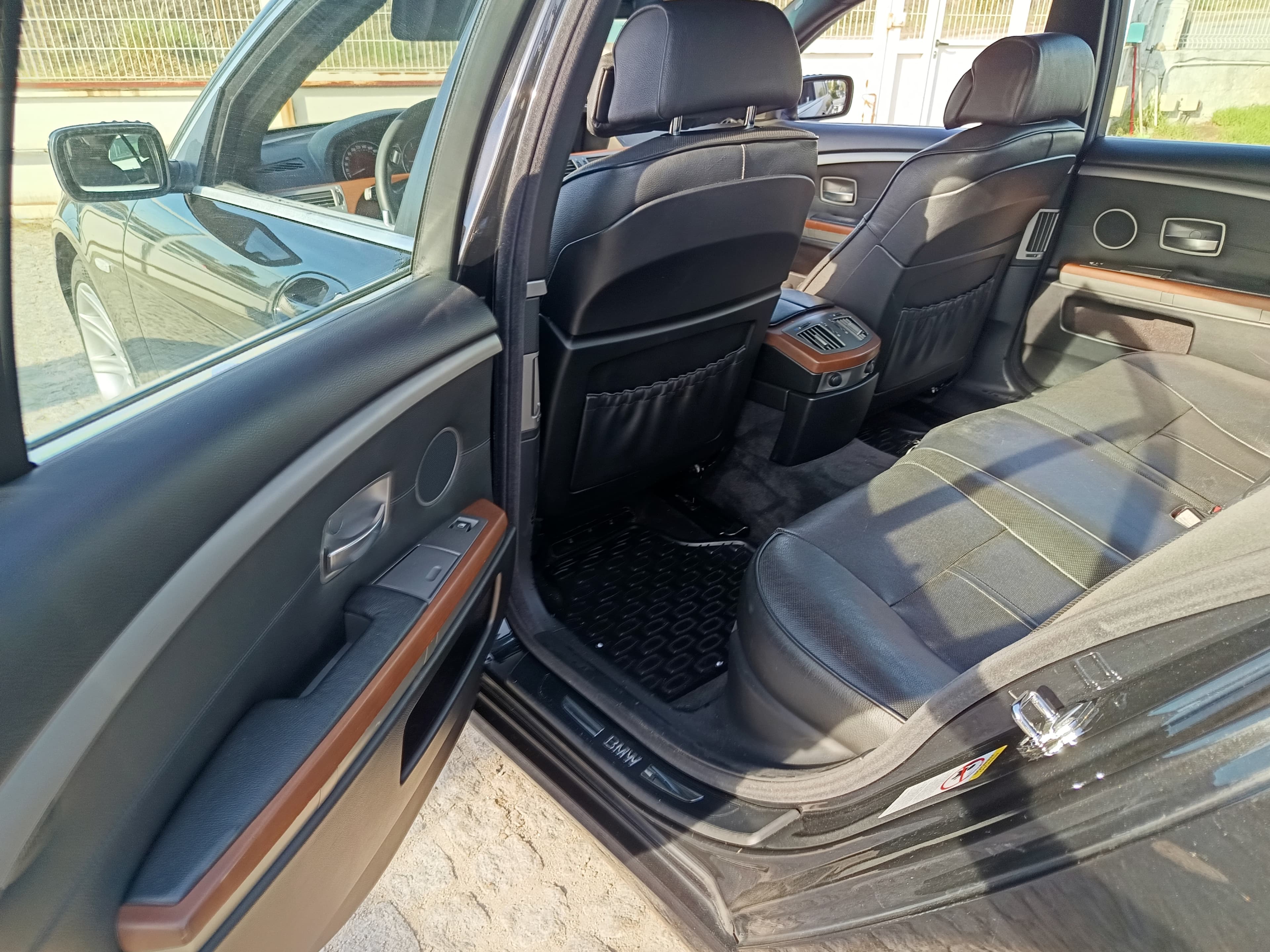 BMW 730d · Ano 2007 — imagem 34