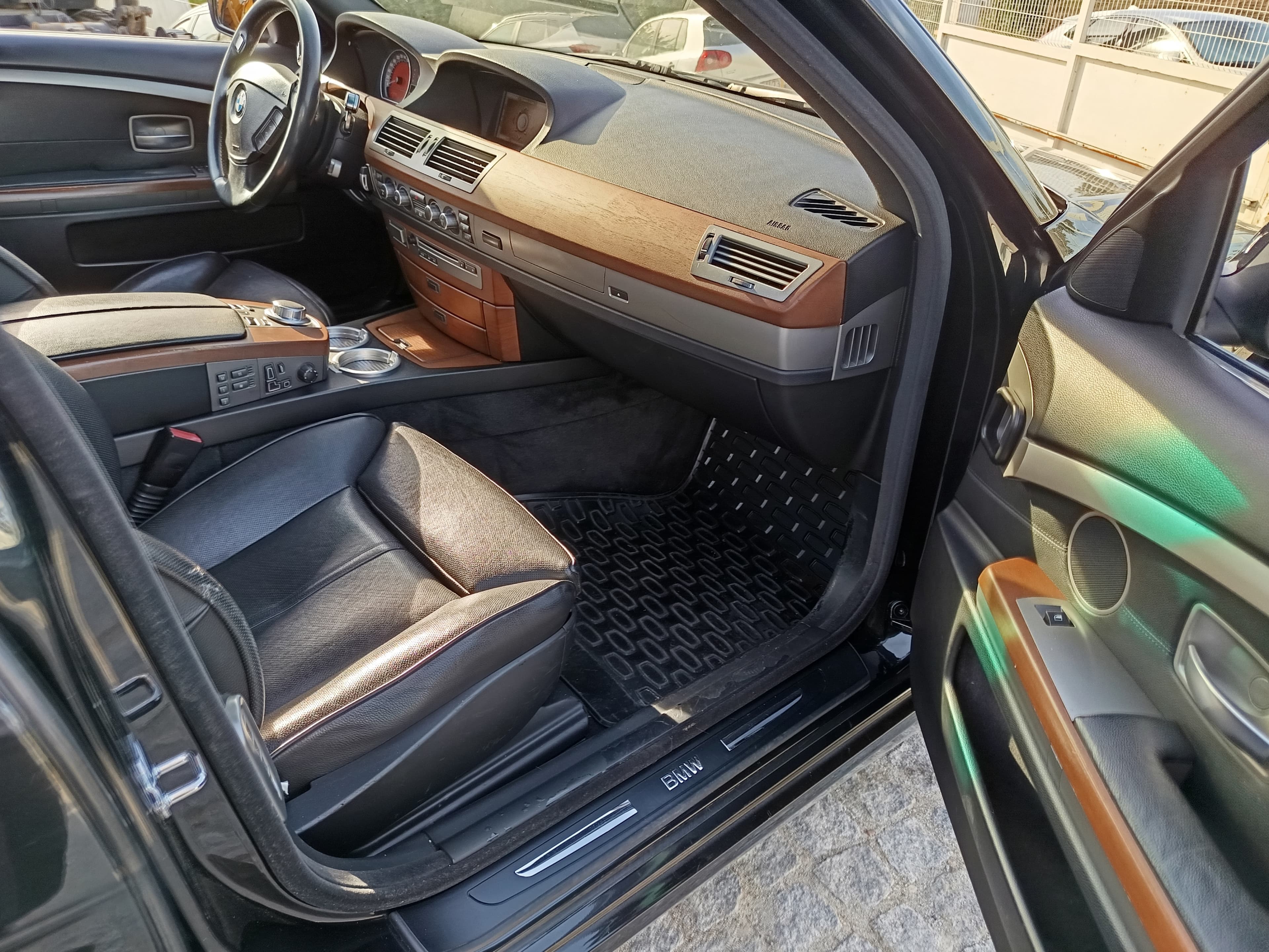 BMW 730d · Ano 2007 — imagem 31